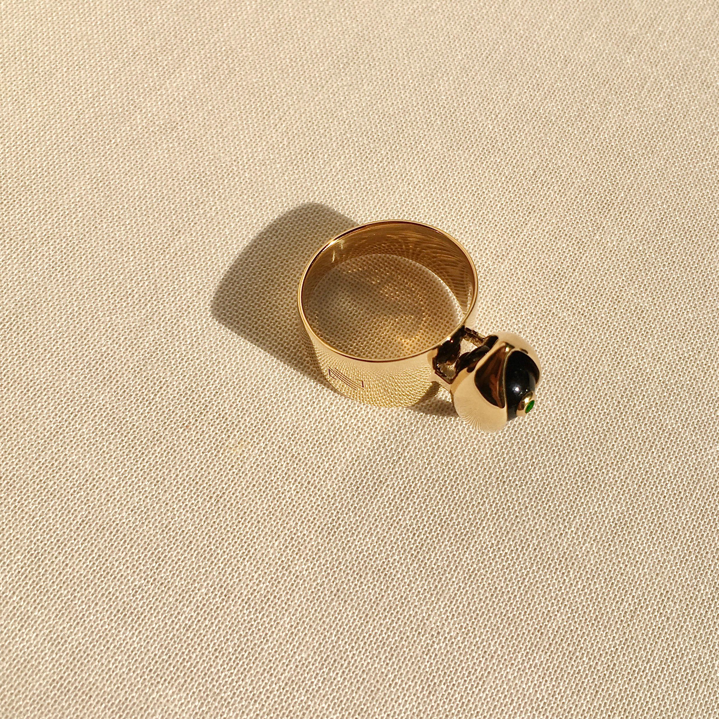 supreme onyx pinky ring