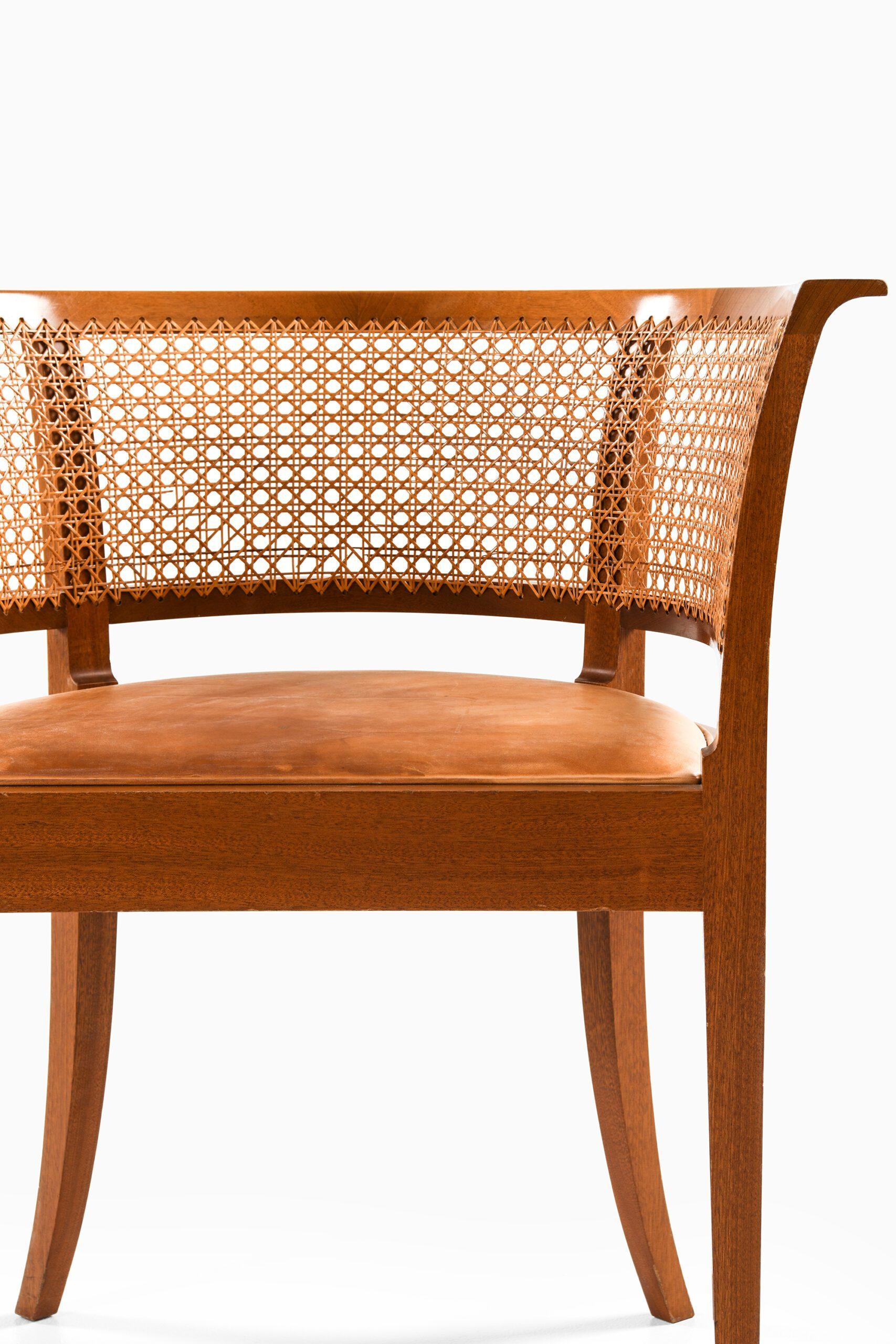 Chaise Faaborg en acajou, rotin et cuir par Kaare Klint, 1914

Informations supplémentaires :
MATERIAL : Acajou, canne et cuir
Style : Milieu de siècle, Scandinave
La 