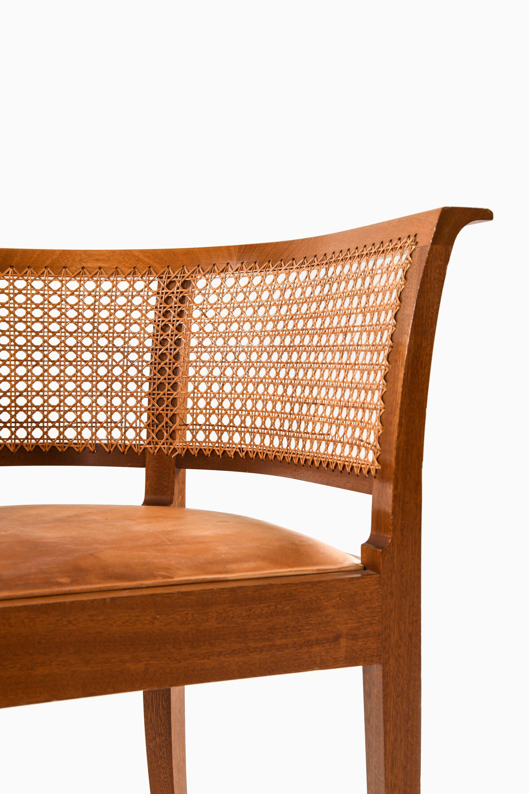 Scandinave moderne Chaise Faaborg en acajou, rotin et cuir par Kaare Klint, 1914 en vente