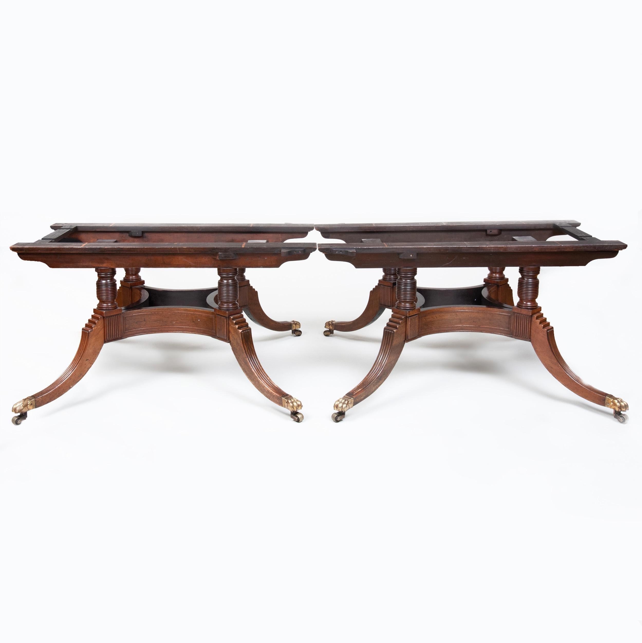 English Finest Grand Scale 19th Century Regency Plum Pudding Mahogany Dining Table