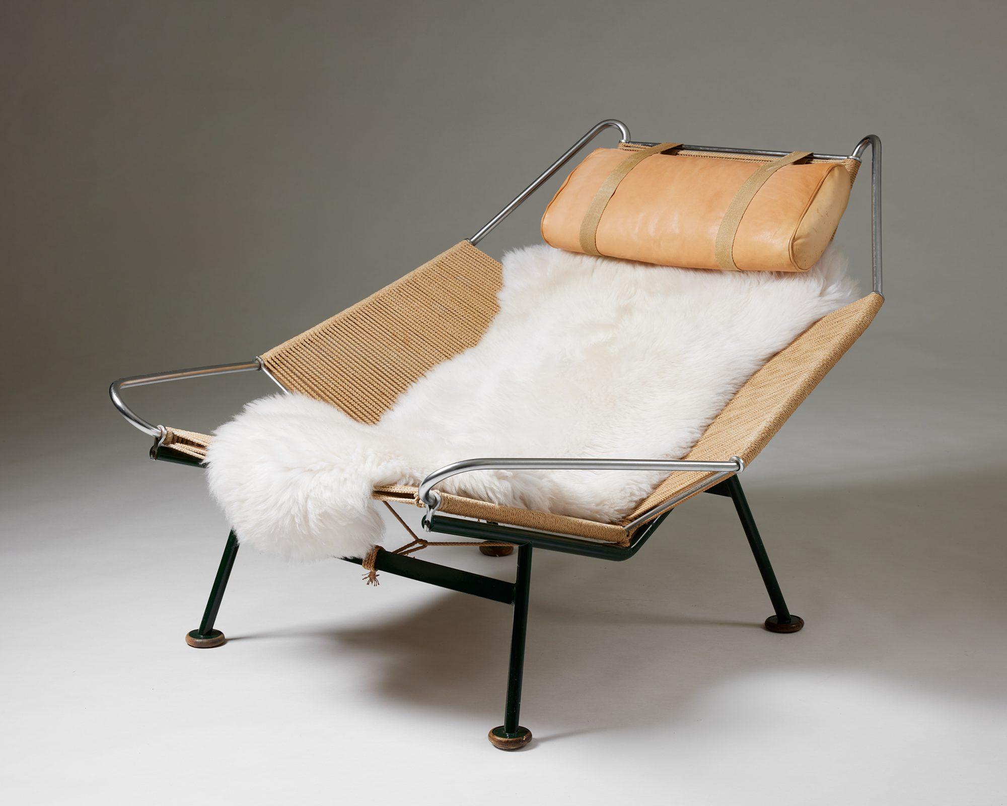 La chaise Flag Halyard Chair conçue par Hans J. Wegner pour GETAMA,
Danemark, 1950
Cadre en acier laqué, 