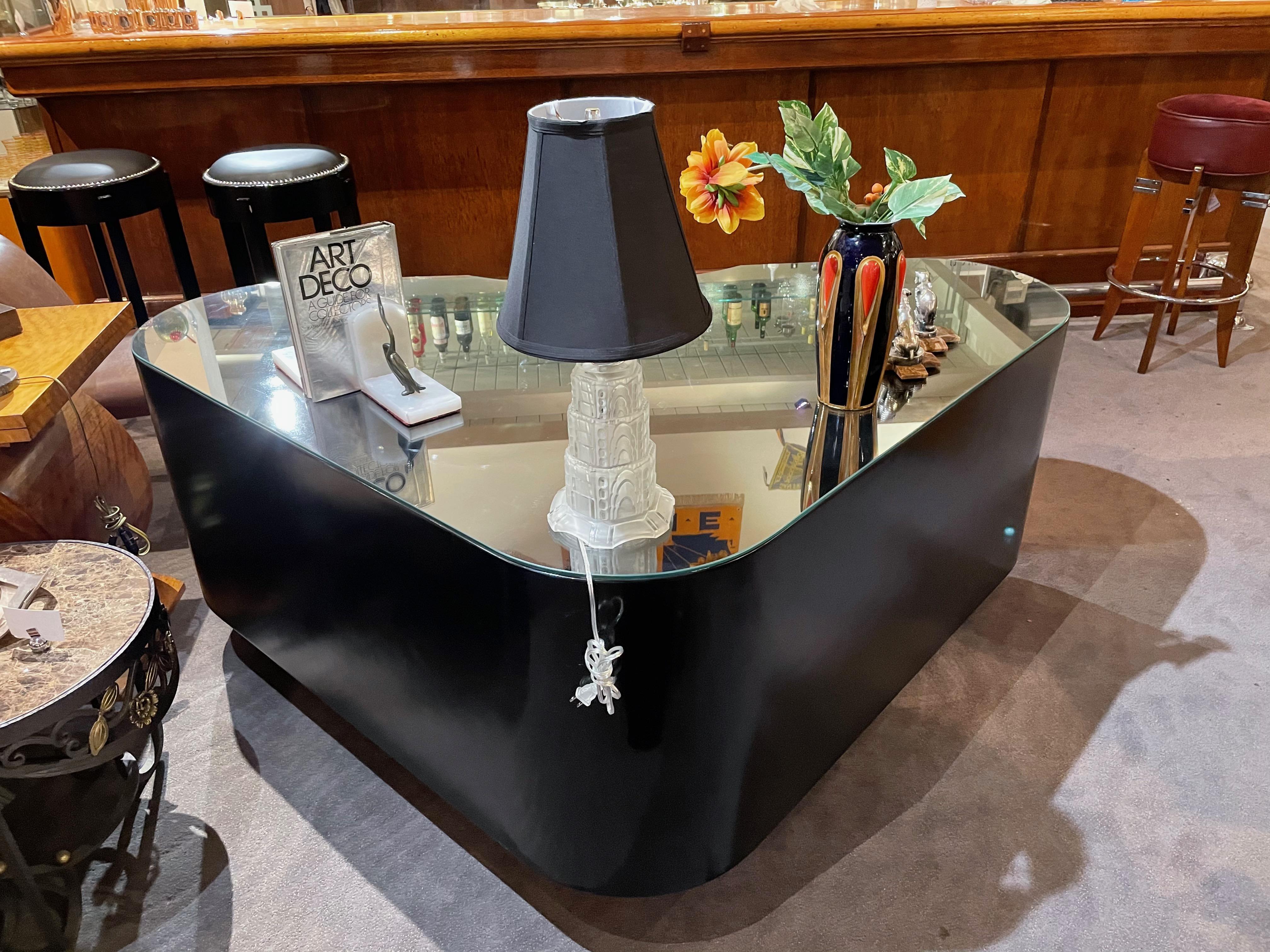 This is a unique and original executive desk, an Art Deco icon. One really needs to see it in person to appreciate the subtle design and overall style of this great American-made desk. “Fletcher Aviation” and “Giving Wings to the World! It’s very