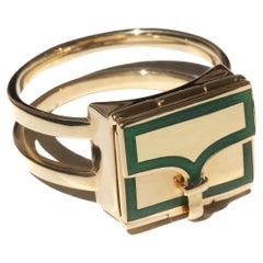 The Fleur Fairfax Book Ring in 18ct Gold and Enamel - Serpentine Green US 5.75