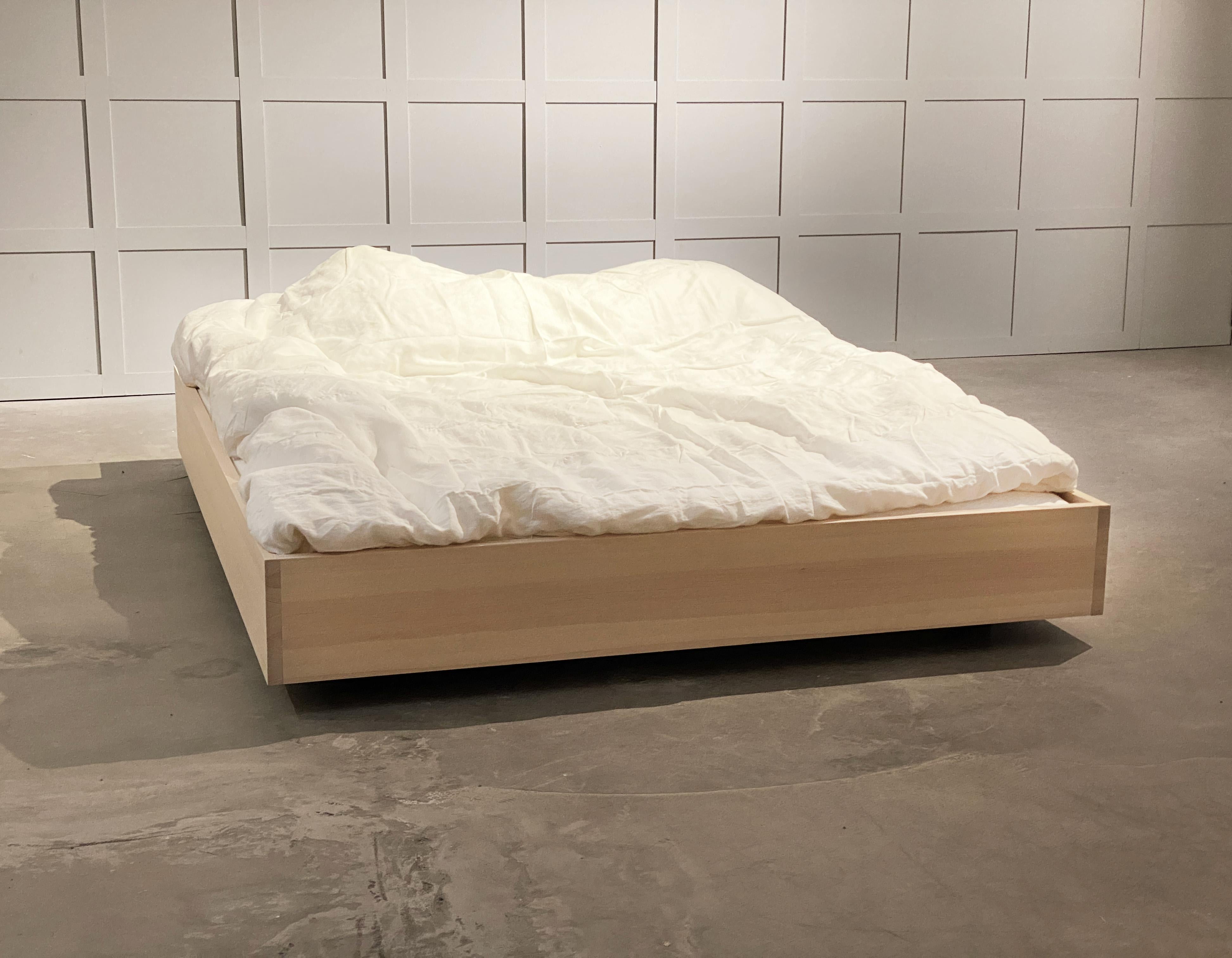 modern floating bed