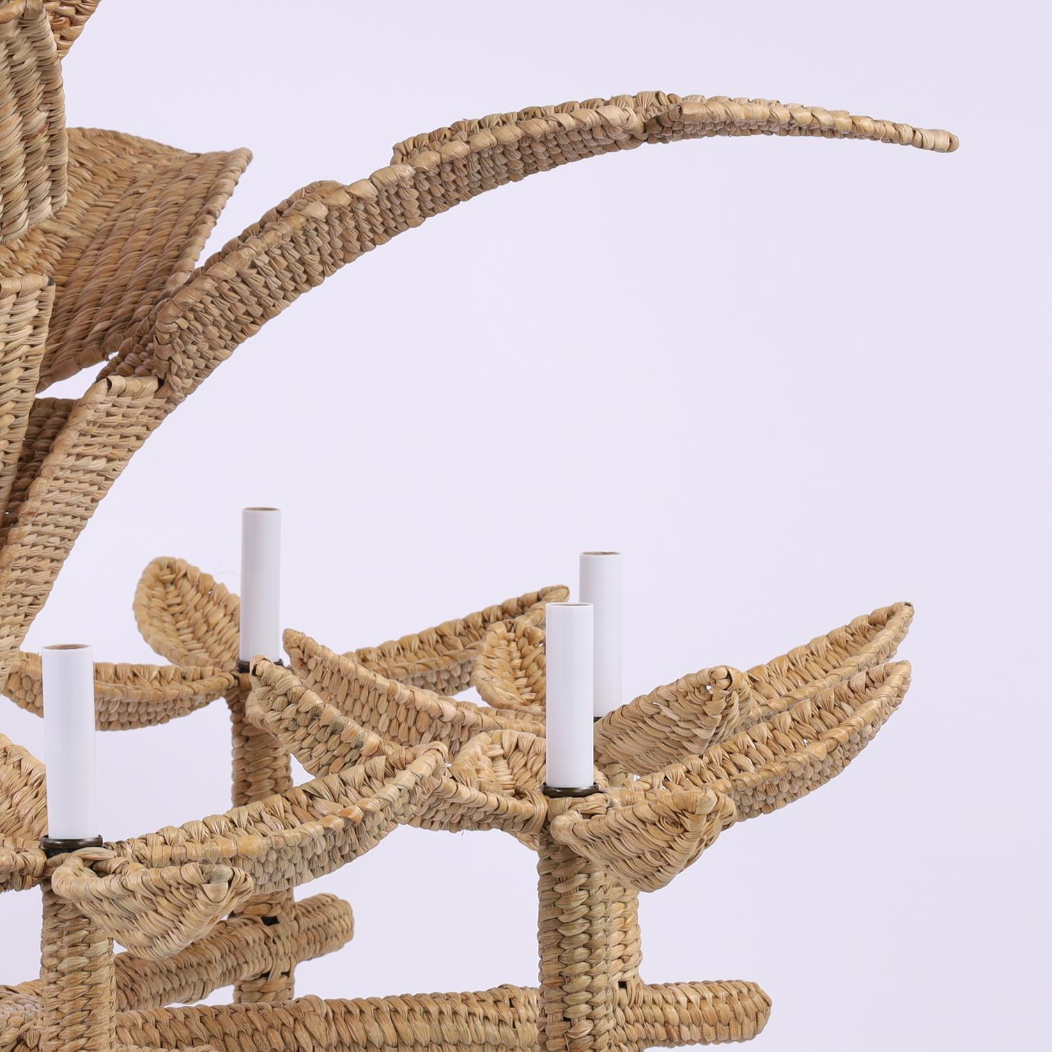 The Florencia Pequeña Wicker Palm Tree Chandelier from the FS Flores Collection In New Condition In Palm Beach, FL