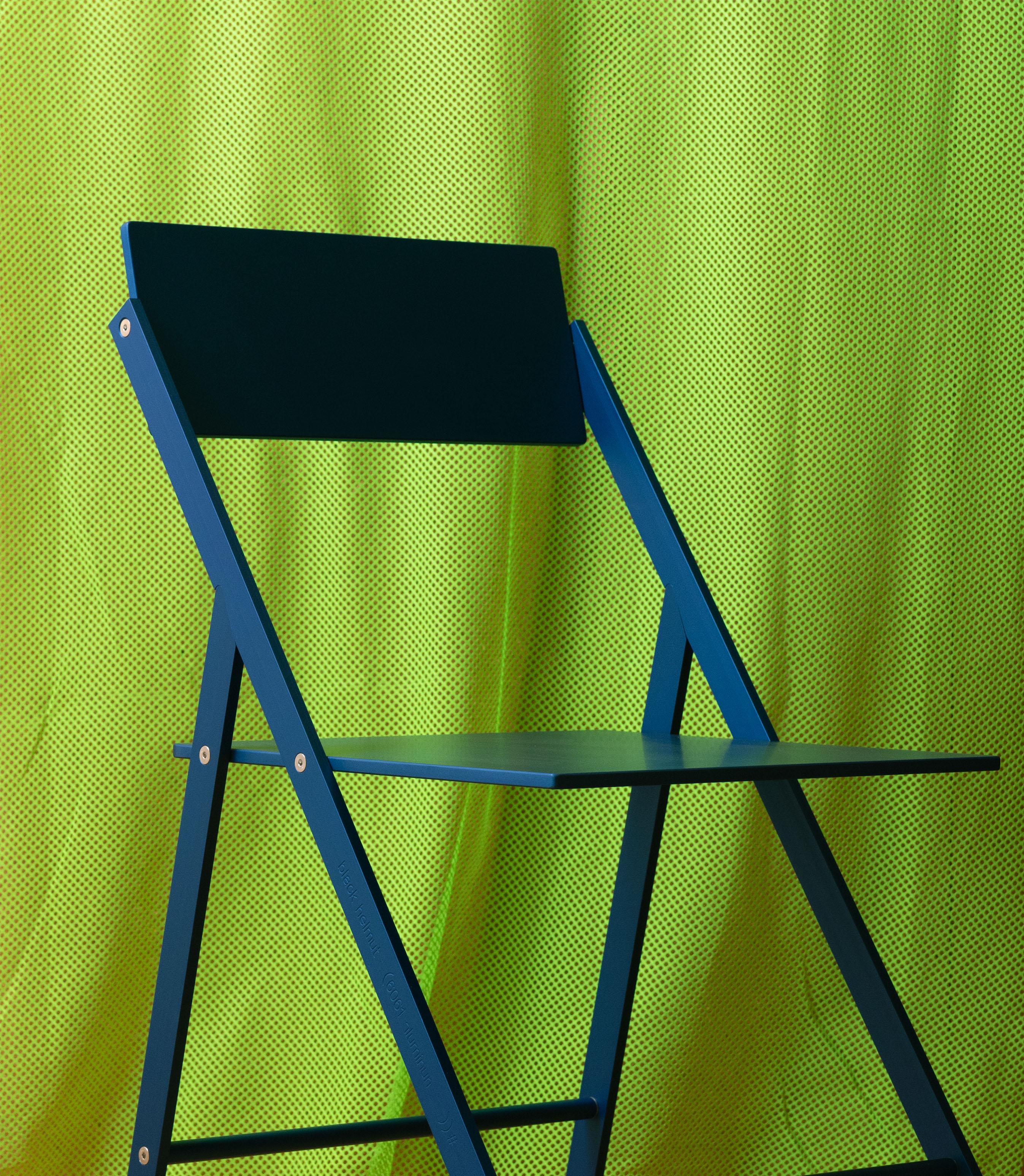 The Folding Chair in 6061 Aluminum 'Blue' In New Condition For Sale In Fort Wayne, IN