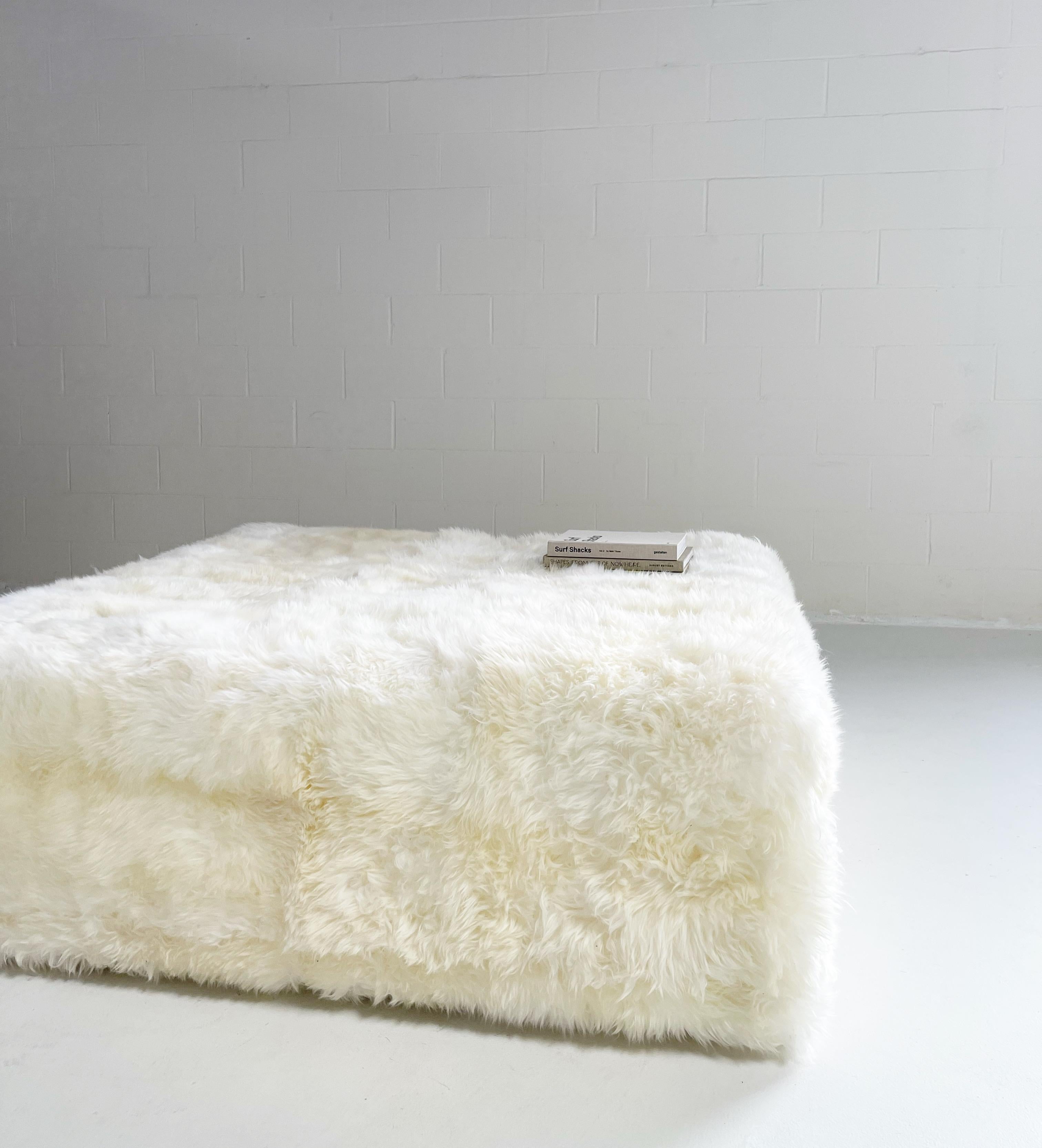 The Forsyth Large Ottoman in Sheepskin In New Condition For Sale In SAINT LOUIS, MO