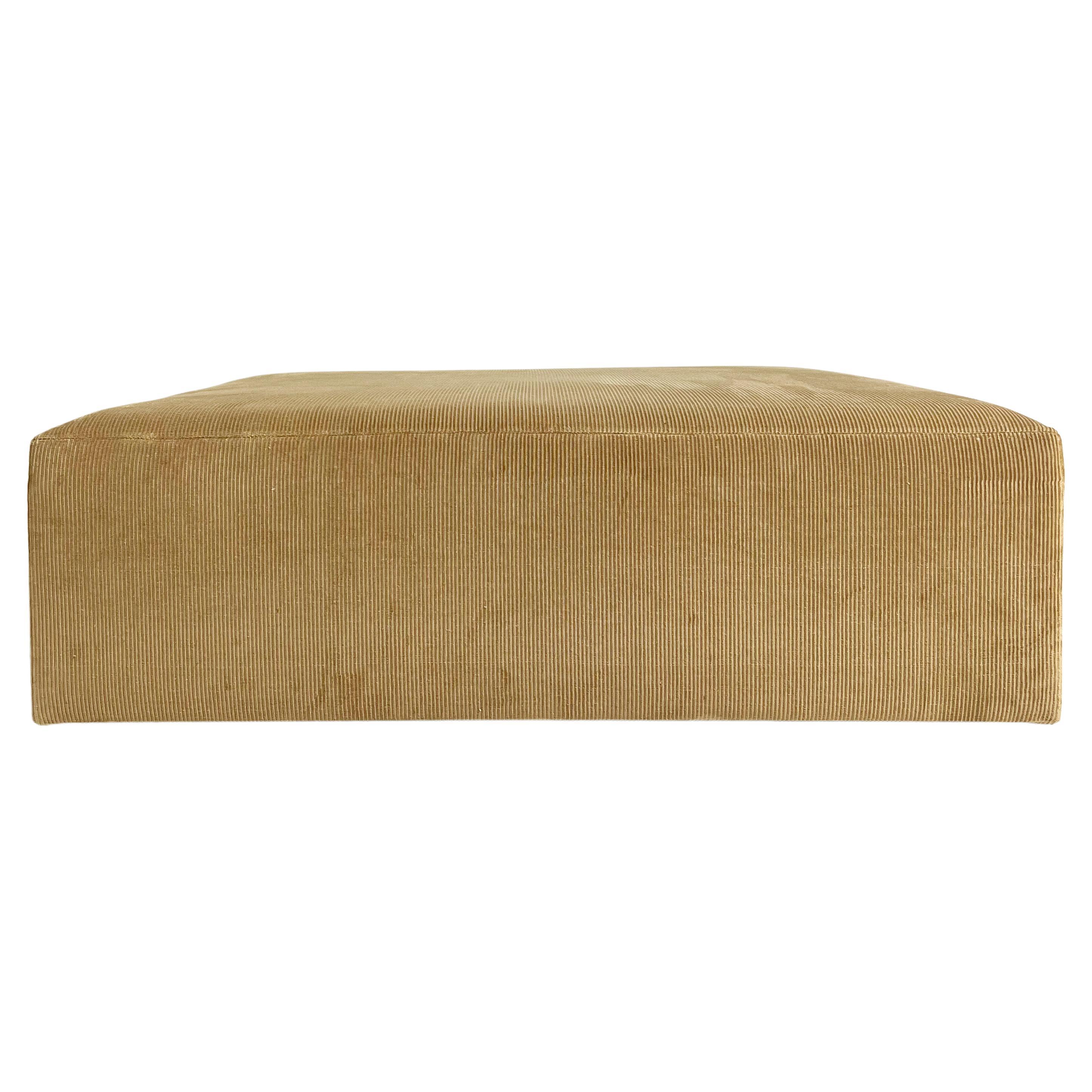 L'ottomana Forsyth in velluto a coste Rose Tarlow, 48 x 60 pollici