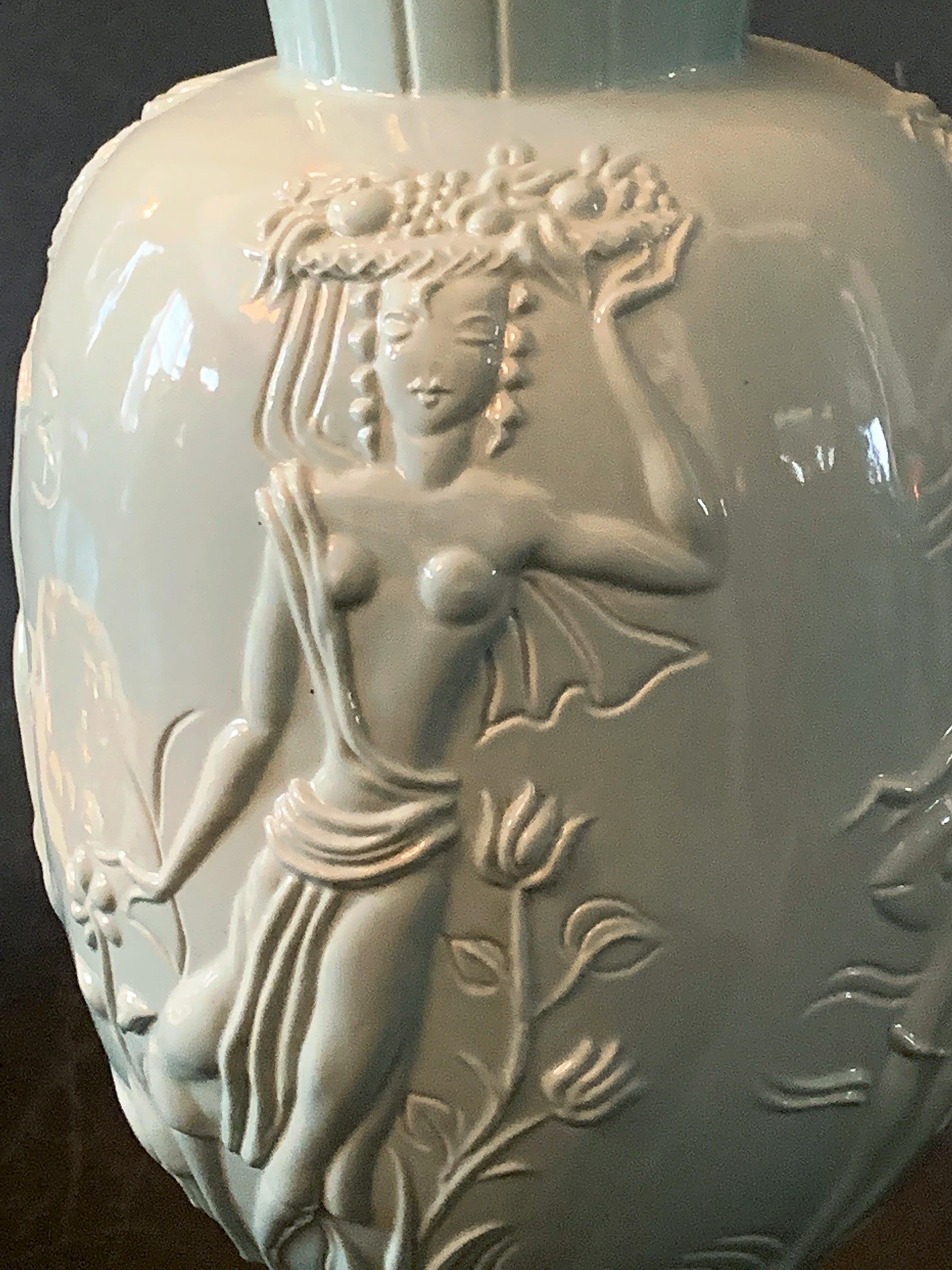 „Die vier Elemente“, bedeutende, einzigartige Art-Déco-Vase des Wiener Werkstatte-Künstlers (Art déco) im Angebot