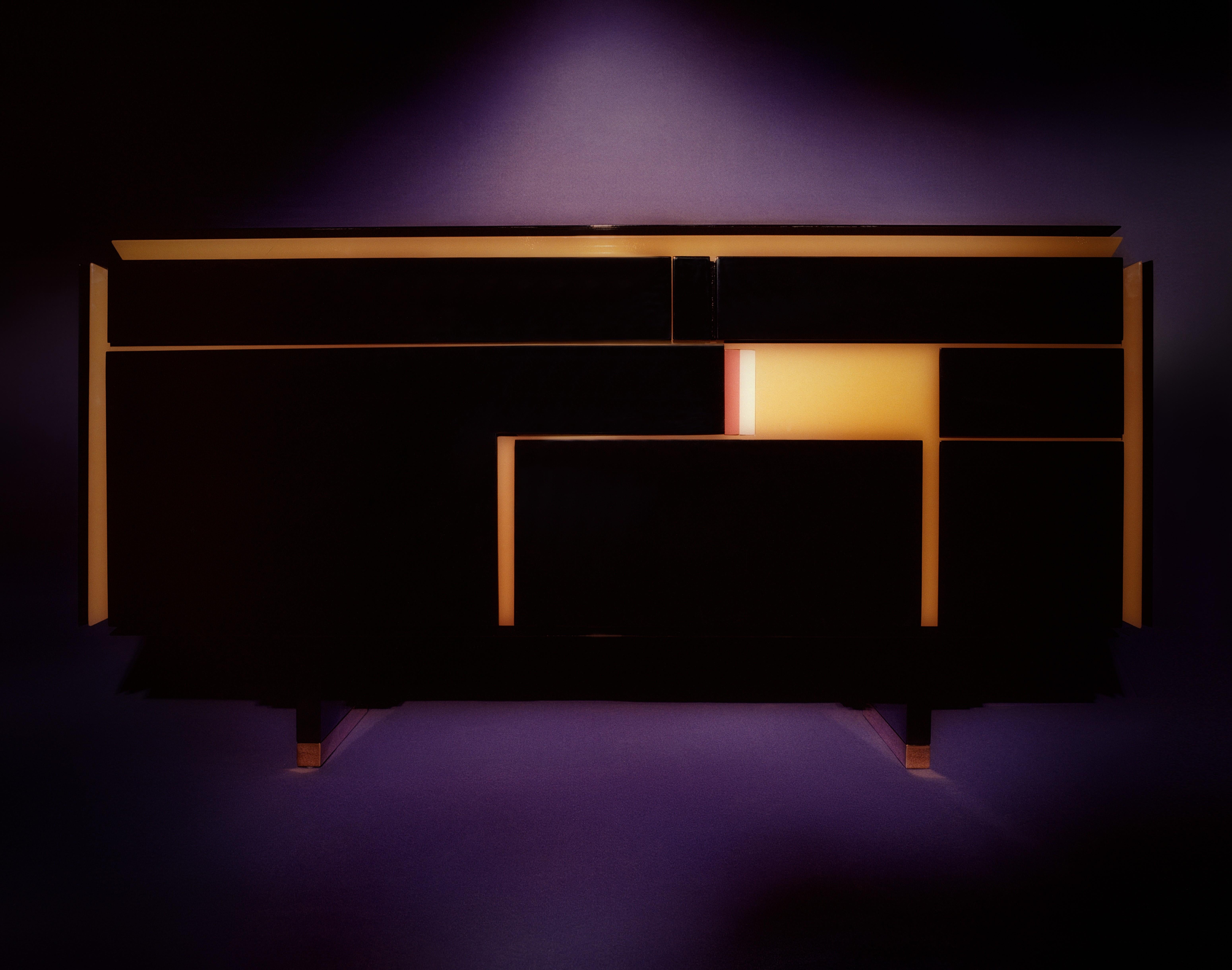 Il mobile Free in Wood massiccio, compensato, ottone e lacca lucida di Artempo in vendita 2