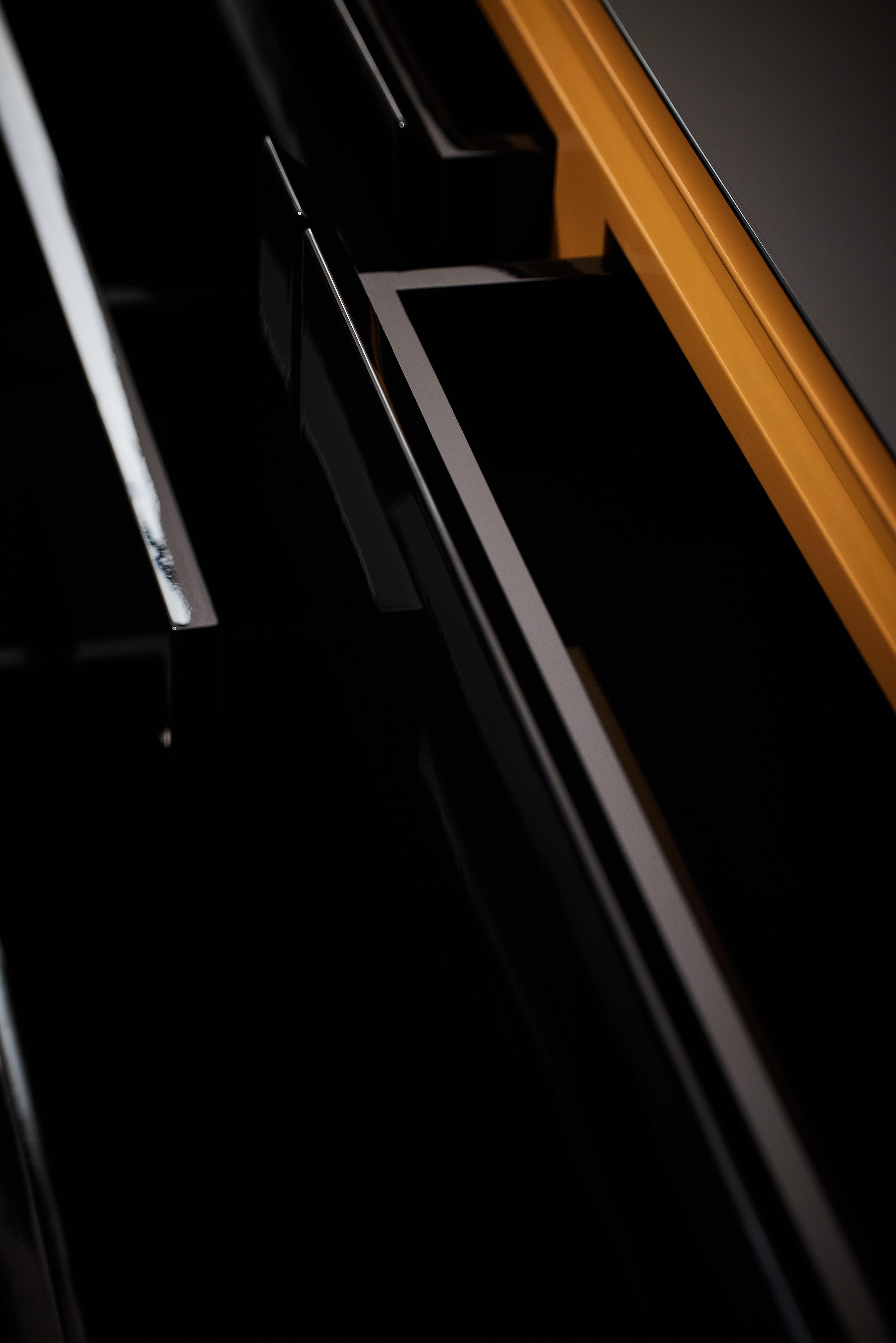 Cinese Il mobile Free in Wood massiccio, compensato, ottone e lacca lucida di Artempo in vendita