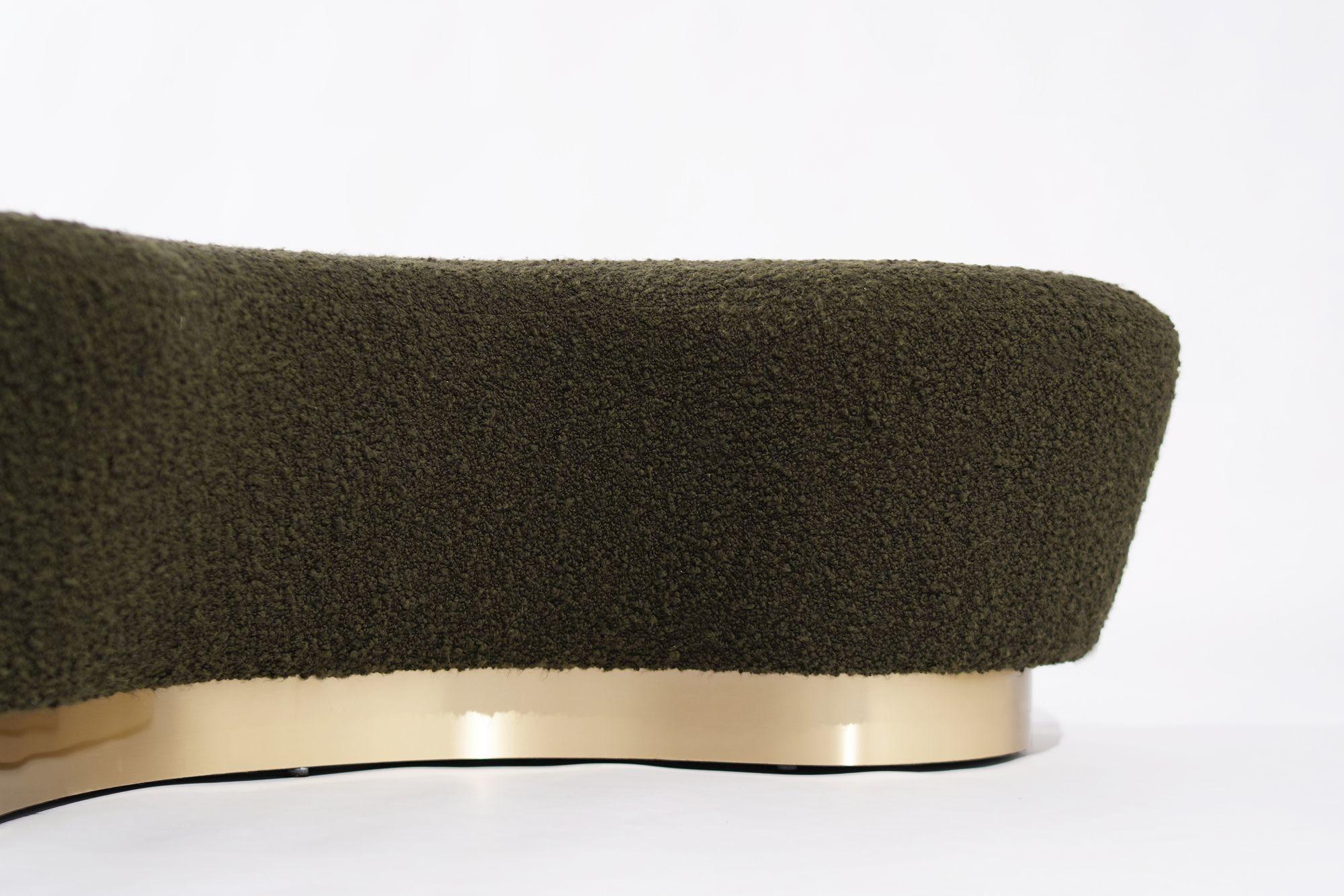 The Freeform Ottoman by Stamford Modern For Sale 2