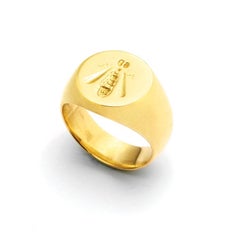 Susan Lister Locke The French Bee Signet Ring in 18 Karat Gold