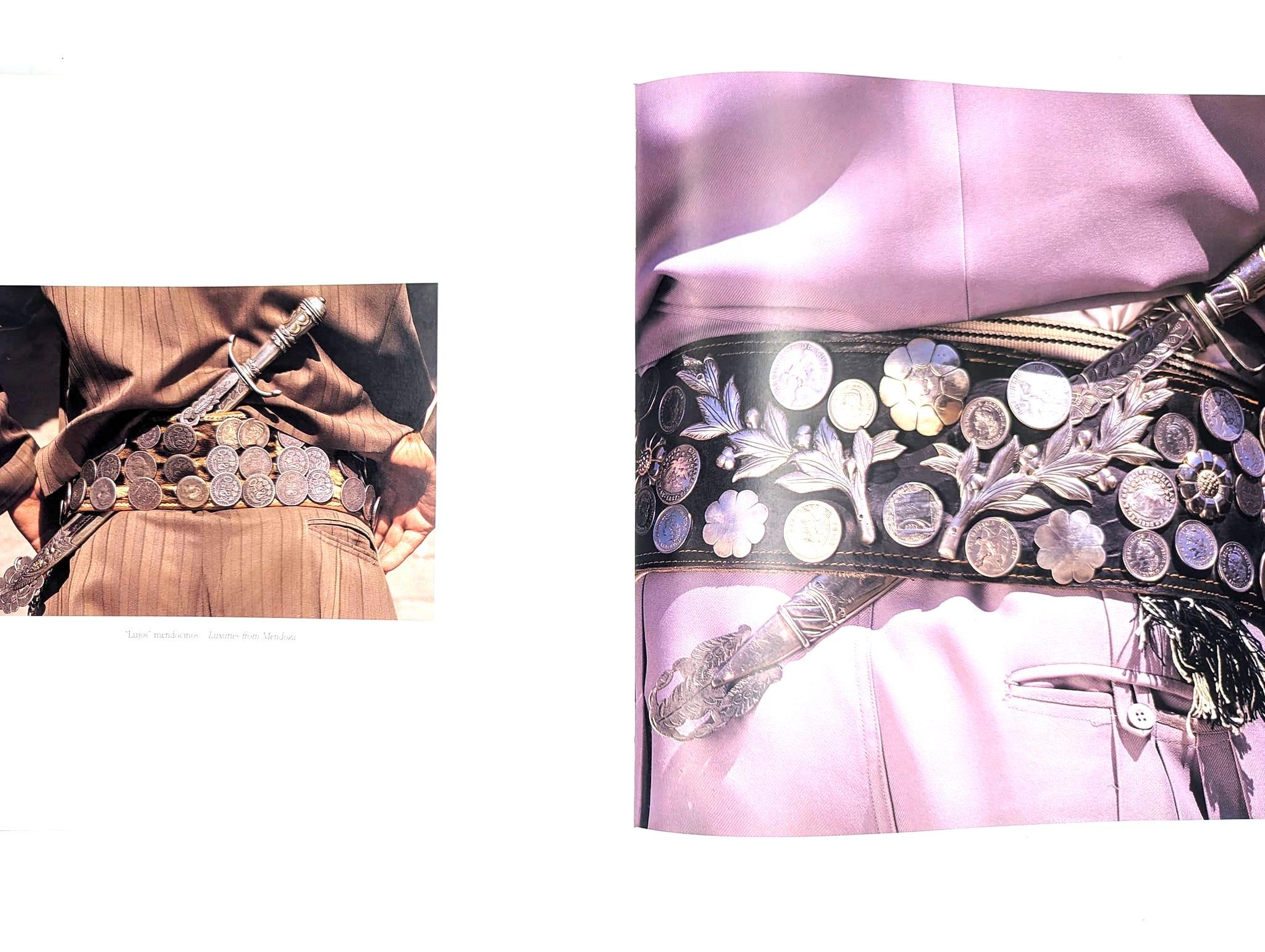 Les Gauchos: Their Landscape, Customs, Skills, and Luxuries d'Aldo Sessa en vente 3