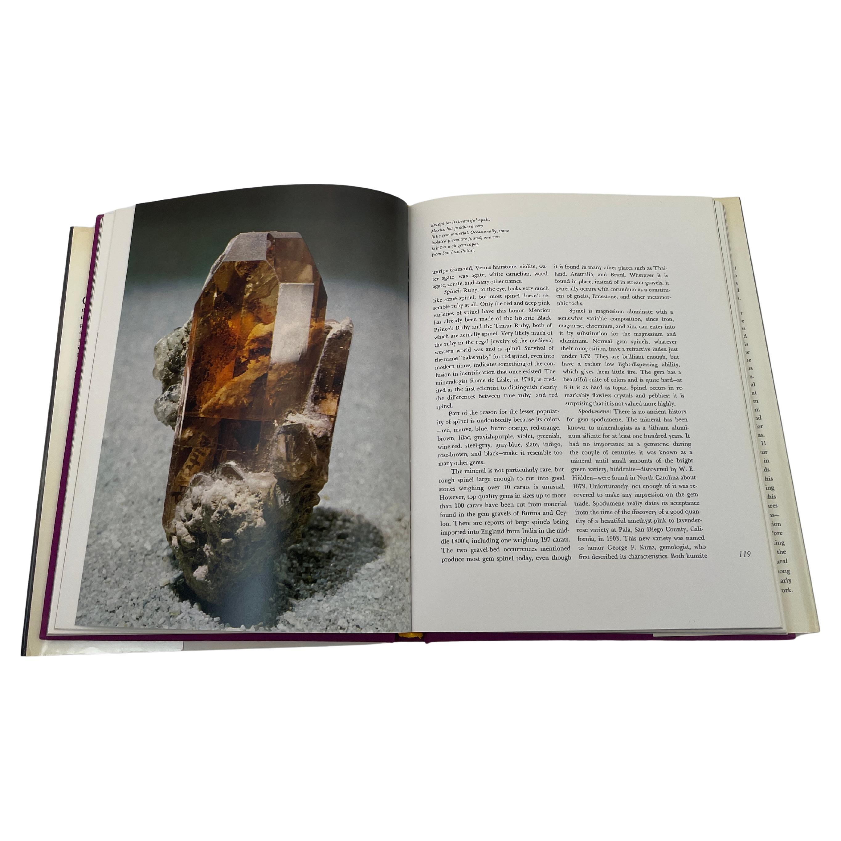 Nero Il Regno delle Gemme Libro con copertina rigida di Paul E. Desautels 1970 in vendita