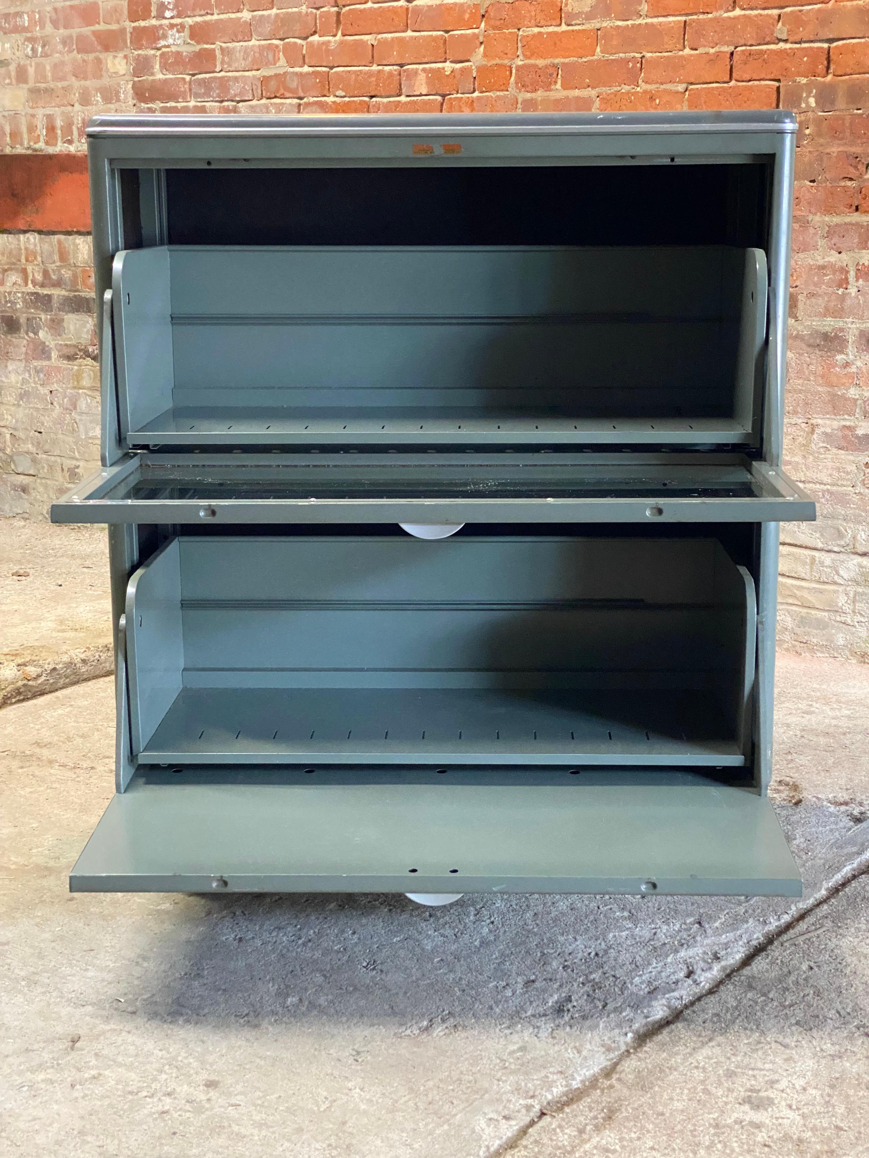 The General Fireproofing Mode-Maker Gray Industrial Steel Bookcase In Good Condition In Garnerville, NY