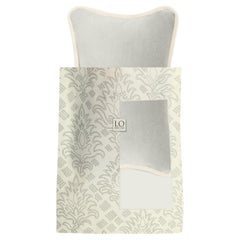 Il micro cuscino GIFT  Velluto grigio chiaro con profili bianchi