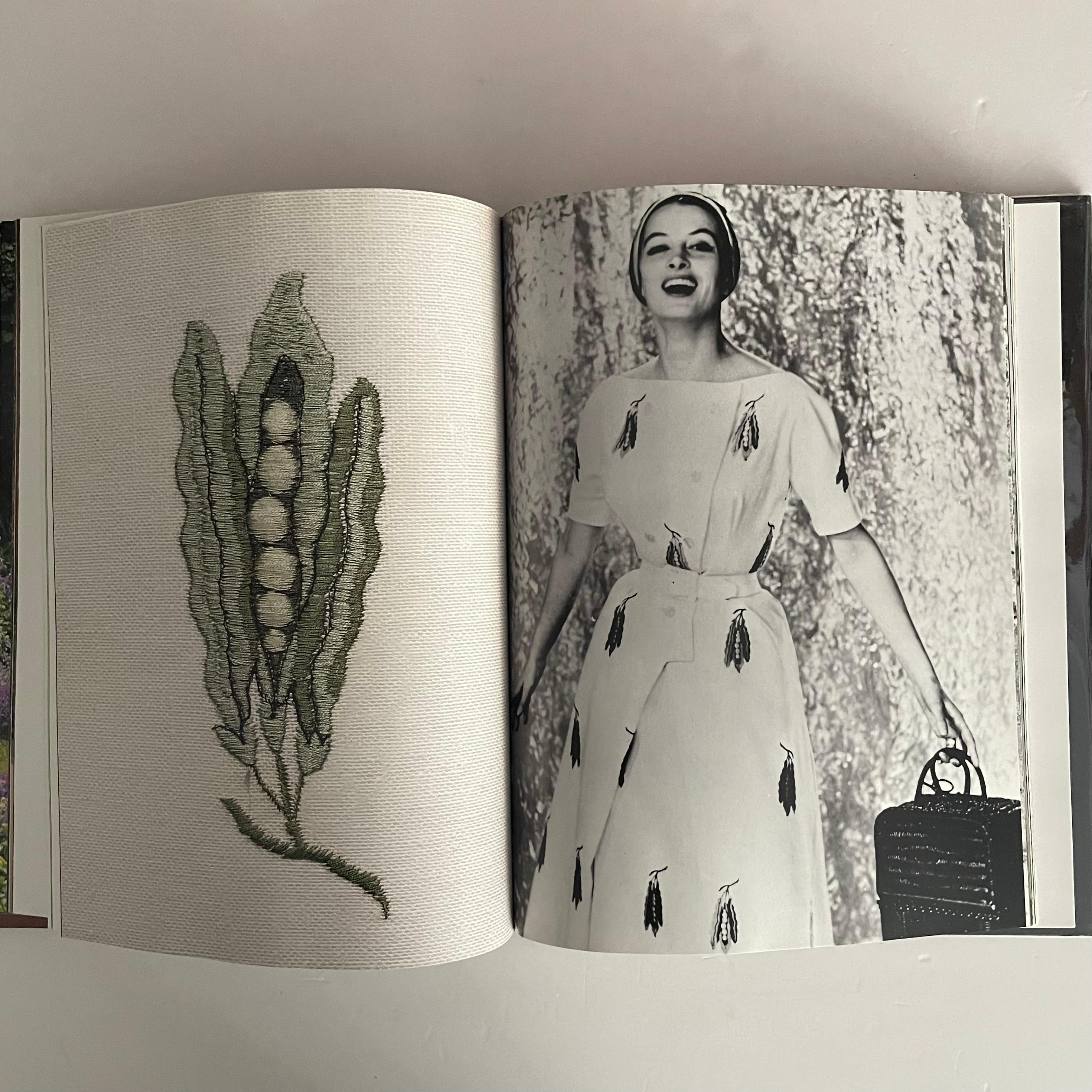 The Givenchy Style - Françoise Mohrt - 1st edition, Paris, 1998 1