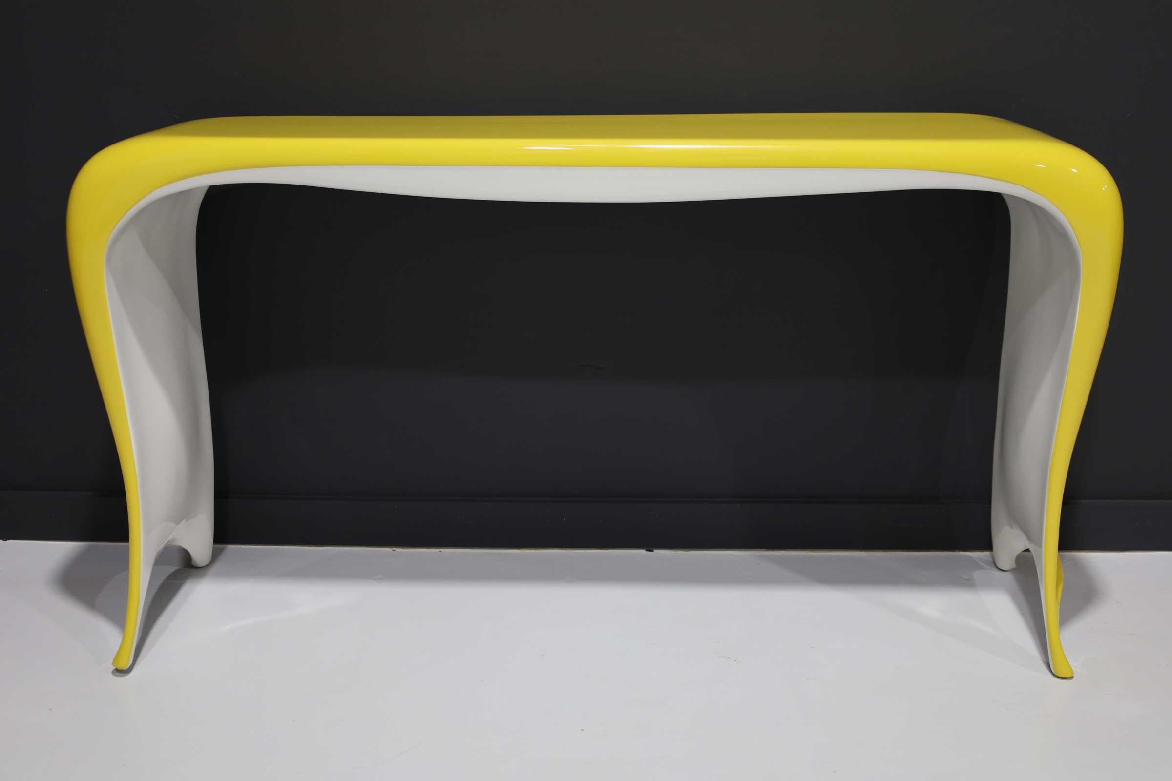 Goddess Console by Bruce Berman, 1985, in Yellow and White Lacquer For Sale 4