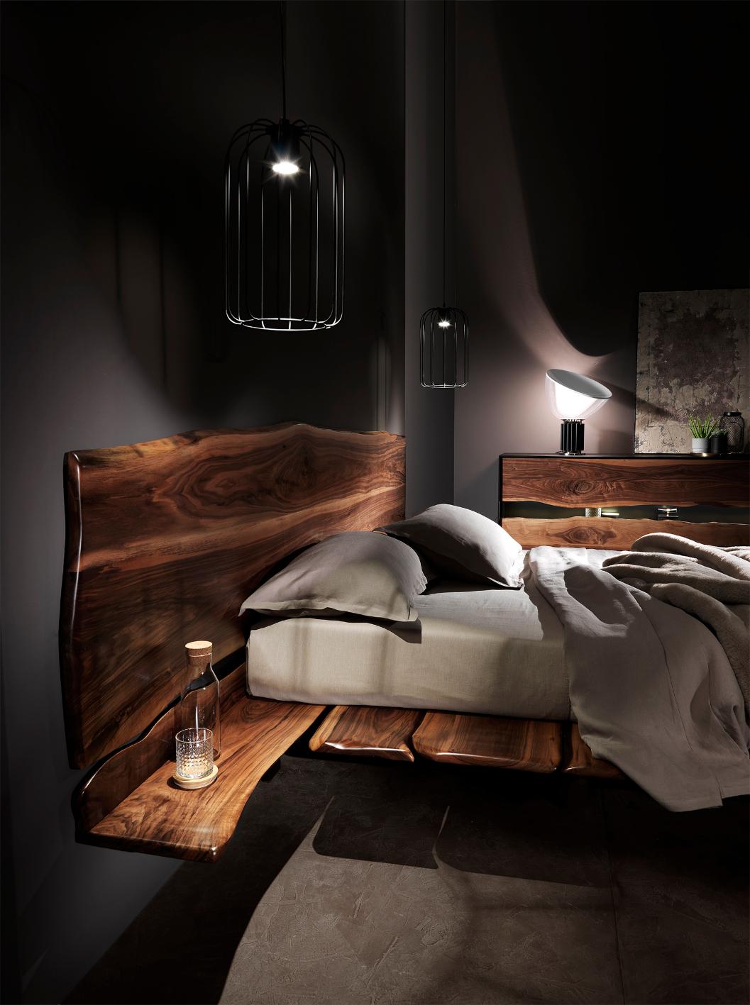 Doppelbett aus dem Goldenen Zeitalter von Francesco Profili im Zustand „Neu“ im Angebot in Geneve, CH