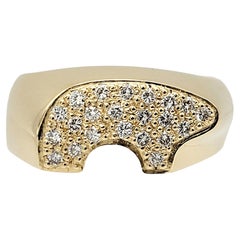 Golden Bear Pave Diamond Bear Signet Band Ring in 14 Karat Yellow Gold 7.5