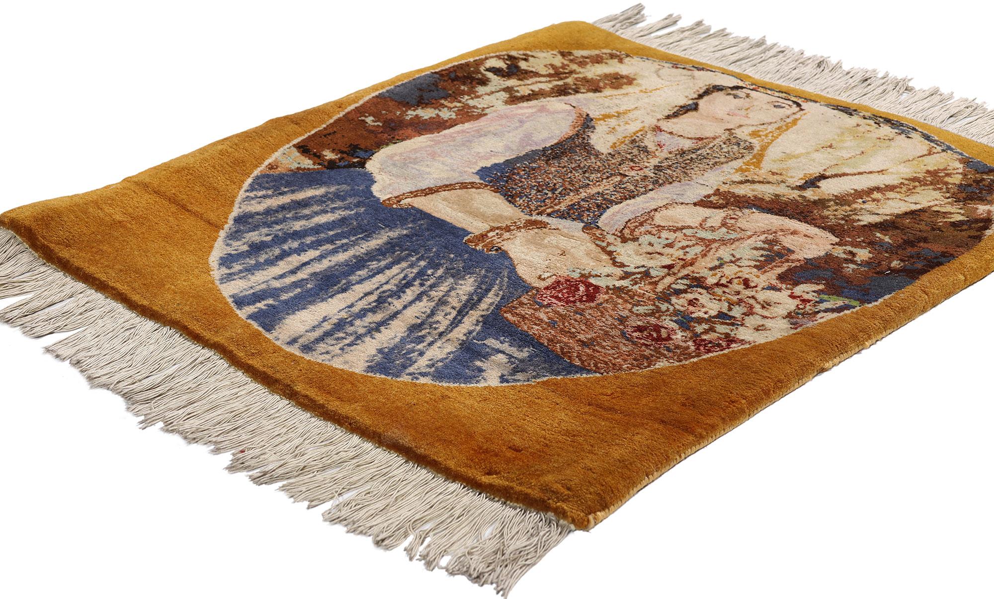 61415 Tappeto persiano d'epoca con immagini di Tabriz, 02'03 x 02'06. Questo tappeto Tabriz pittorico in lana annodato a mano incarna la rara alchimia tra l'arte narrativa e il prestigio della tessitura persiana: una vignetta intima trasformata in