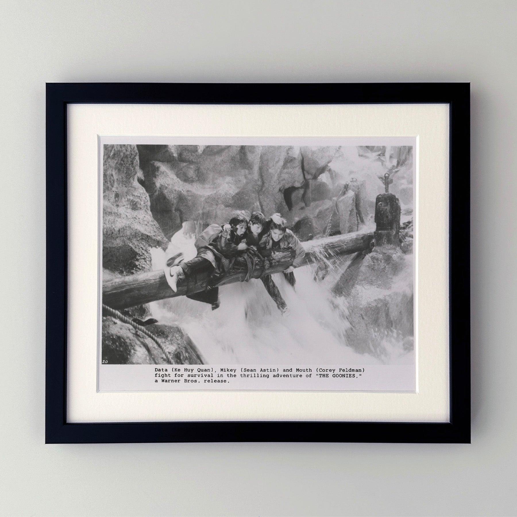 Américain The Goonies 1985 Publicity Film Movie Press Still Framed en vente
