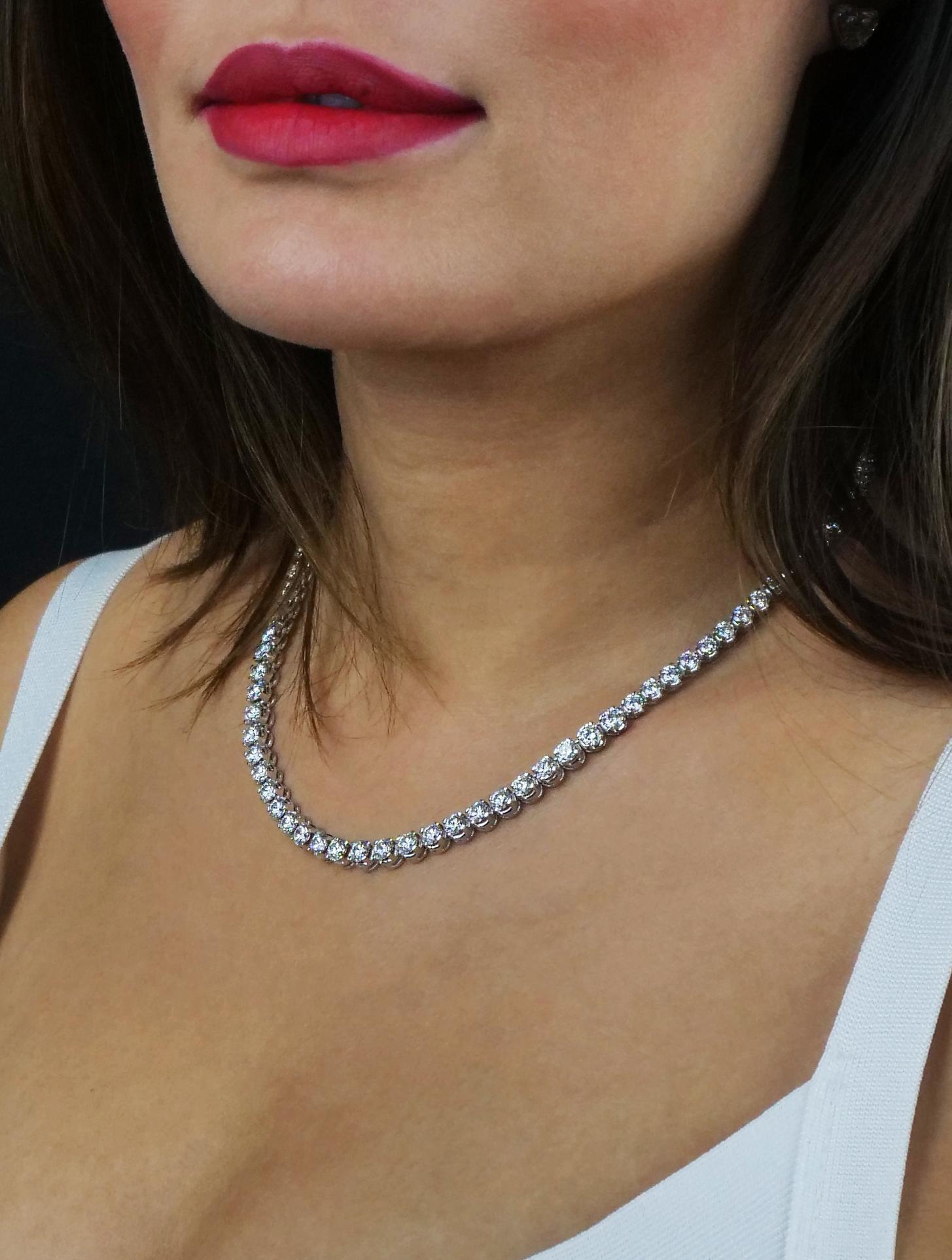 Round Cut Graduated Rivière Diamond, Classic Single Strand Eternity Necklace/Headpiece