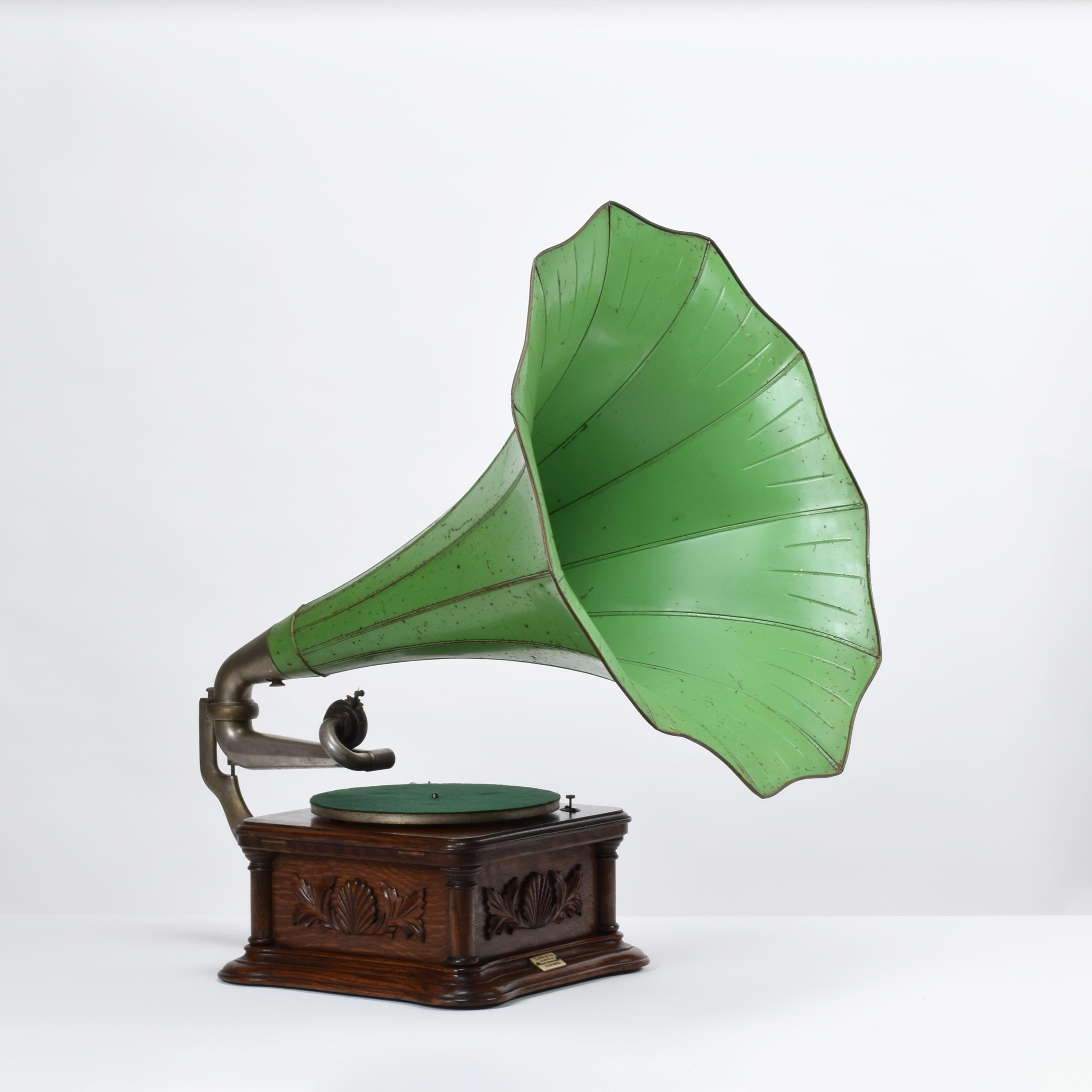 Wood The Gramophone Co 