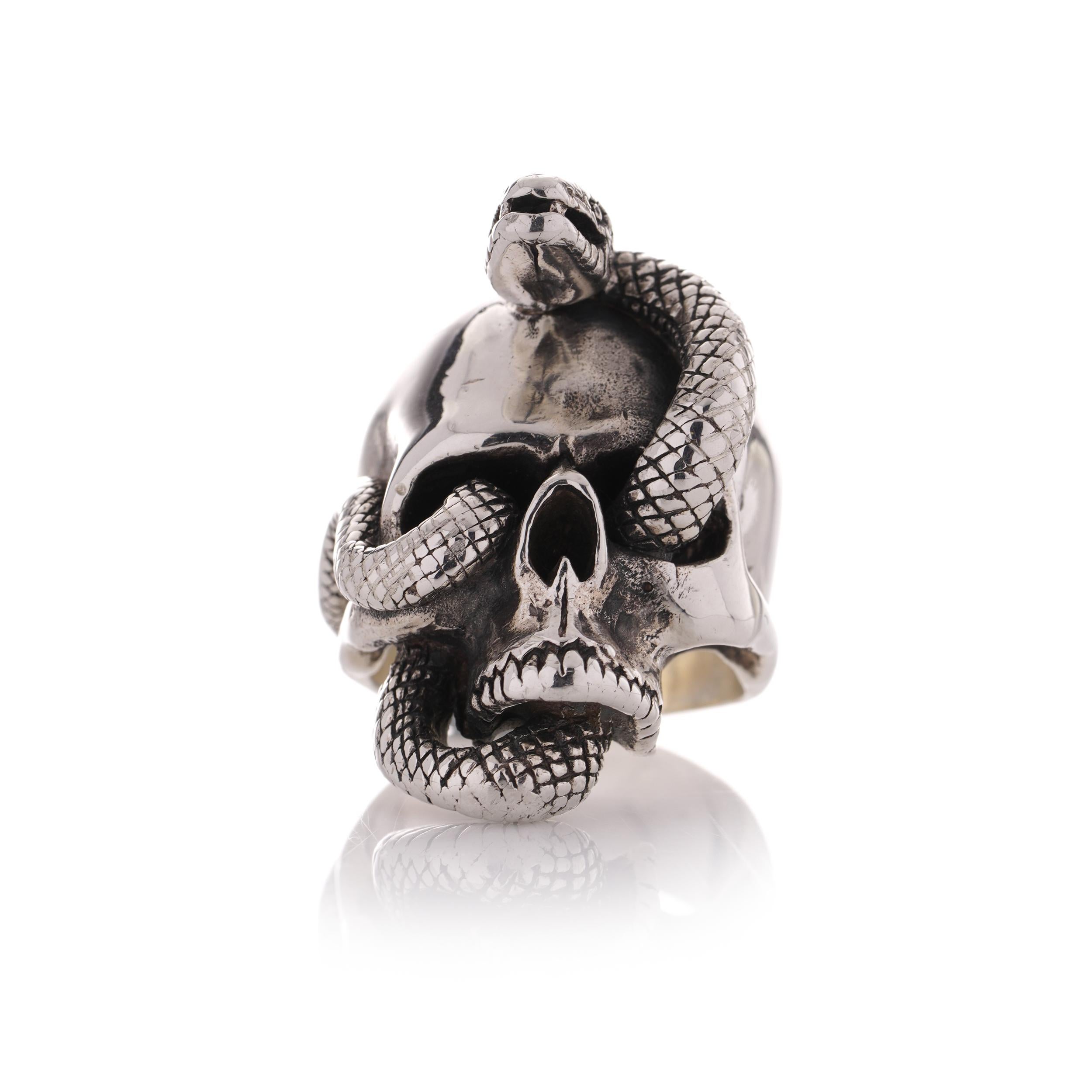 The Great Frog men's sterling silver Nāgá skull ring For Sale 1