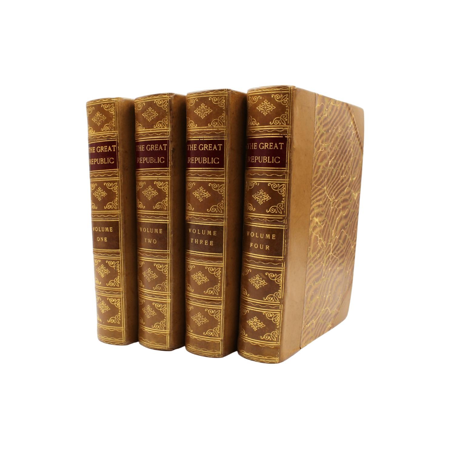 Morris, Charles (éditeur). La Grande République par les grands historiens. New York, Pittsburgh, Chicago : The R. S. Belcher Co, 1902. Relié en 3/4 cuir marron et planches marbrées, avec des bandes surélevées, un marquage et une décoration dorés, et