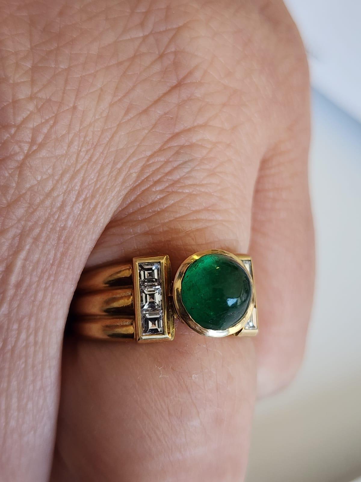 Green Emerald Cabochon Retro Ring In New Condition For Sale In Ramat Gan, IL
