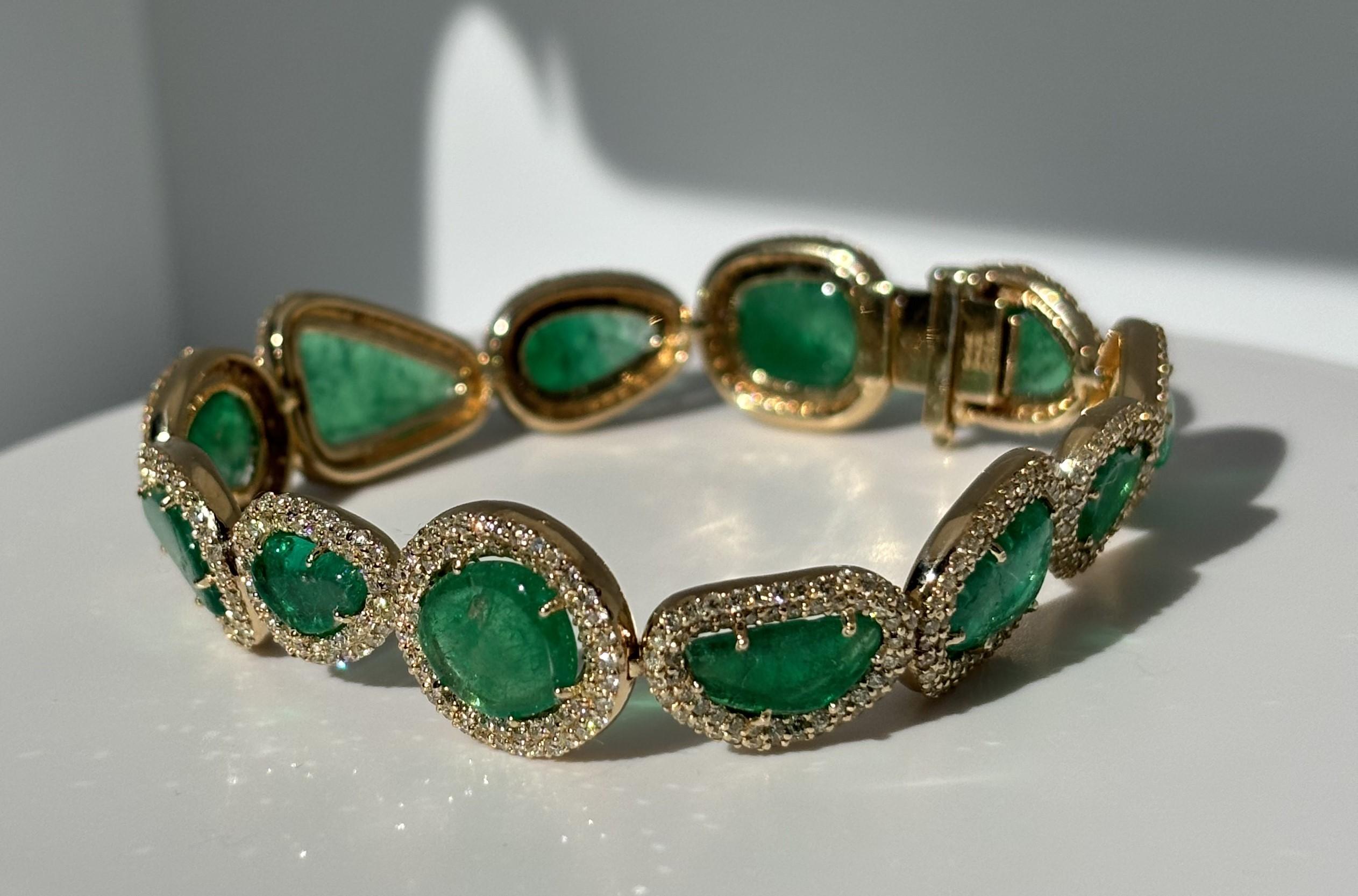 Taille émeraude The GREEN OCEAN BRACELET - EMERALDS COLOMBIENNES NATURELLES, DIAMANTS et OR 14K en vente