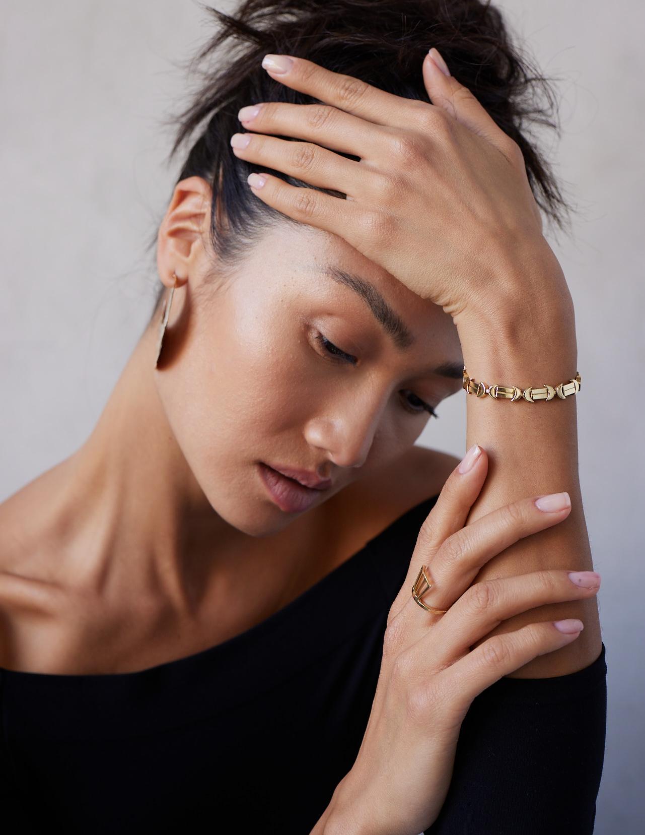 Bracciale a catena in oro giallo massiccio 18k A Link in vendita 12
