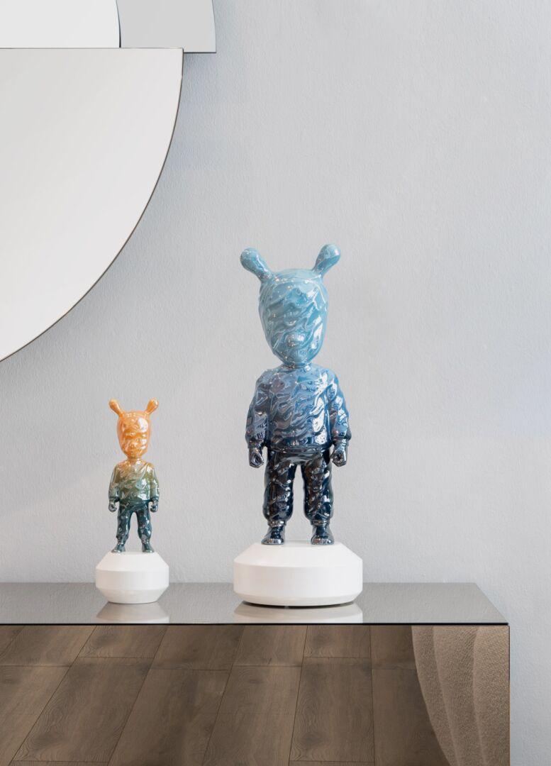 Porcelaine Figurine « Lladr Guest » de Supakitch, petit modèle, édition numérotée en vente