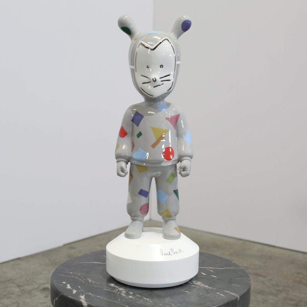 The Guest Signed Figurines Set by Paul Smith For Sale 8