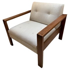 The Gunlocke Company Style Wood Frame Lounge Chair Newly Upholstered in Tweed (en anglais)