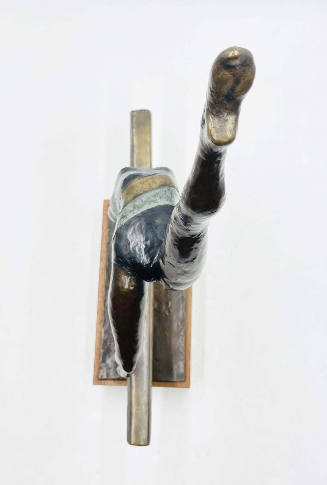 -El Gimnasta- Escultura de bronce de Rebecca J. Grob, (estadounidense del siglo XX) Signe finales del siglo XX en venta