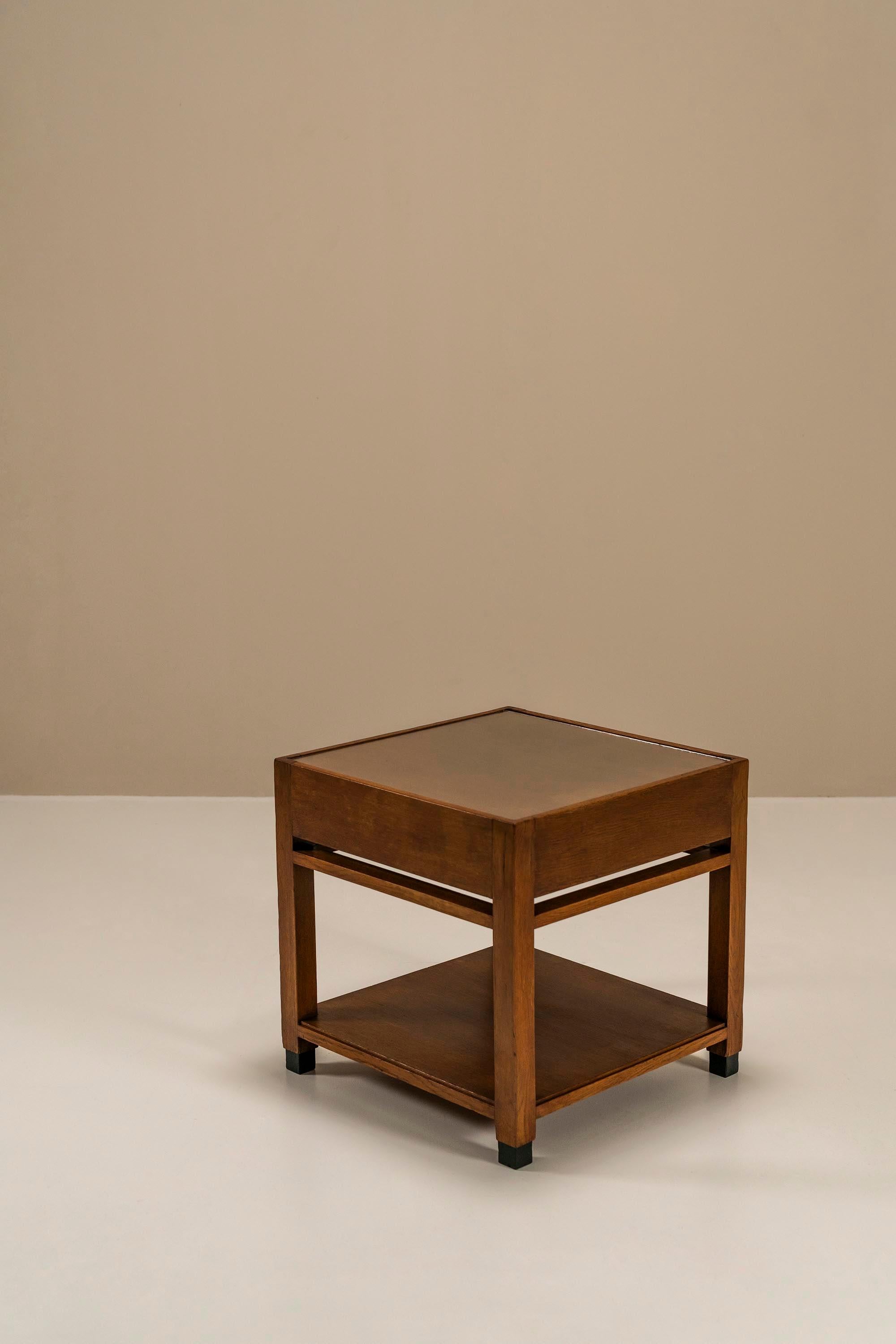 Art Deco The Hague School Square Coffee Table In Oak, The Netherlands 1930s For Sale