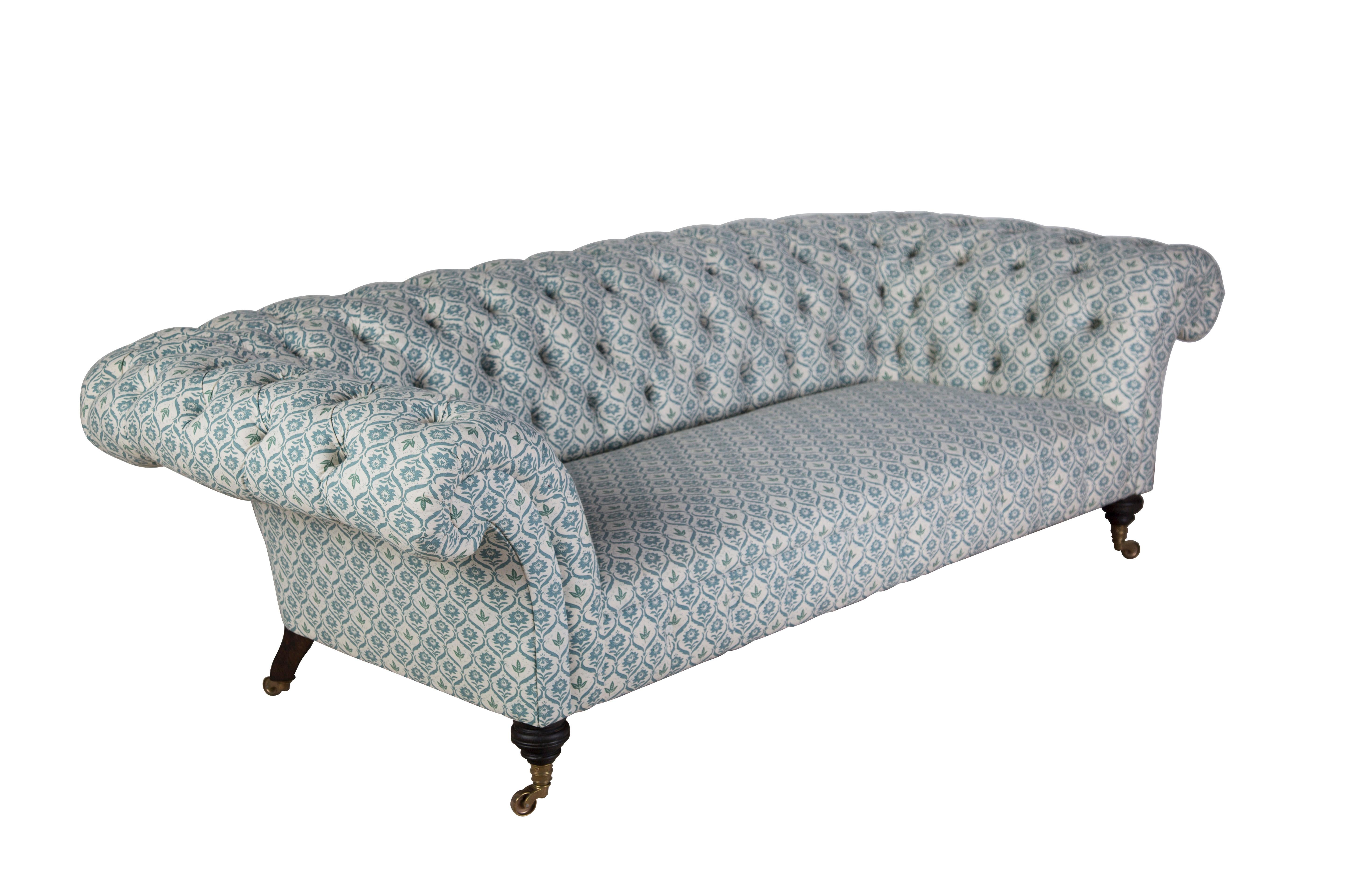 The Hampstead is based on a traditional Howard & Sons Chesterfield sofa. An enduring classic, with a graceful sweep to the arms and deep buttoning detail. 

We build our Hampstead up from a hardwood beech frame, using only traditional methods and