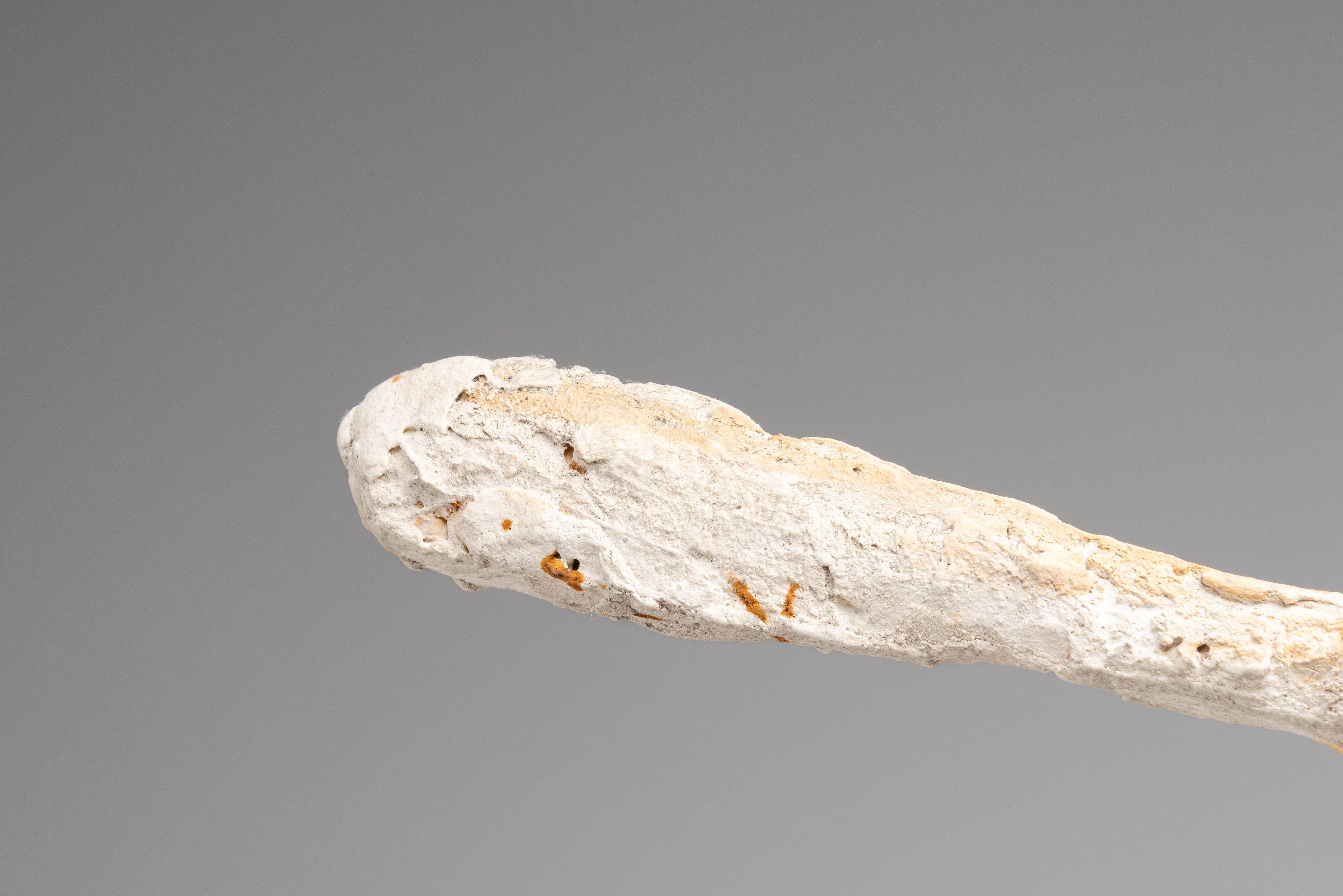 La mano escultura según Alberto Giacometti Francia Años 60 en venta 8