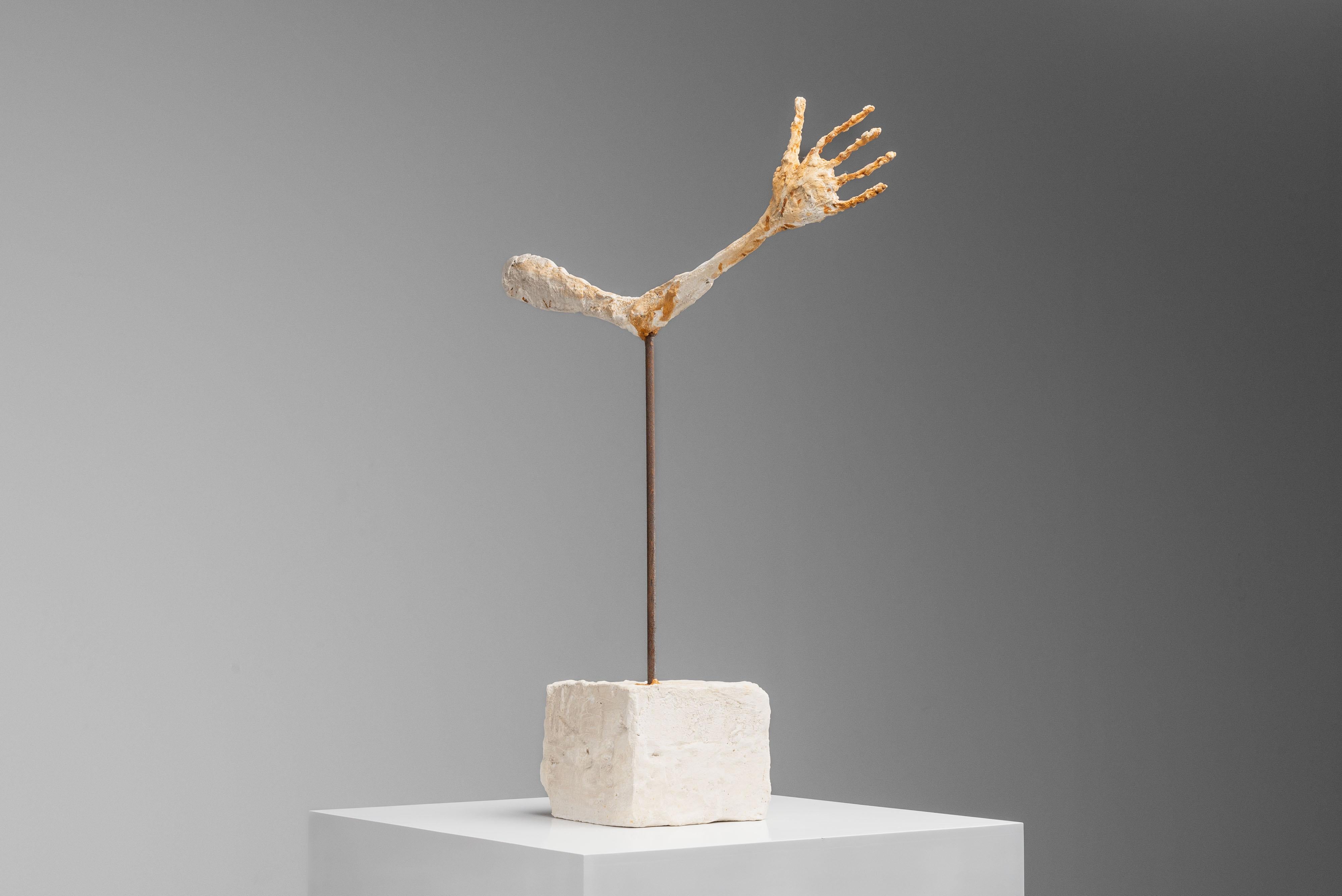 La mano escultura según Alberto Giacometti Francia Años 60 en venta 9