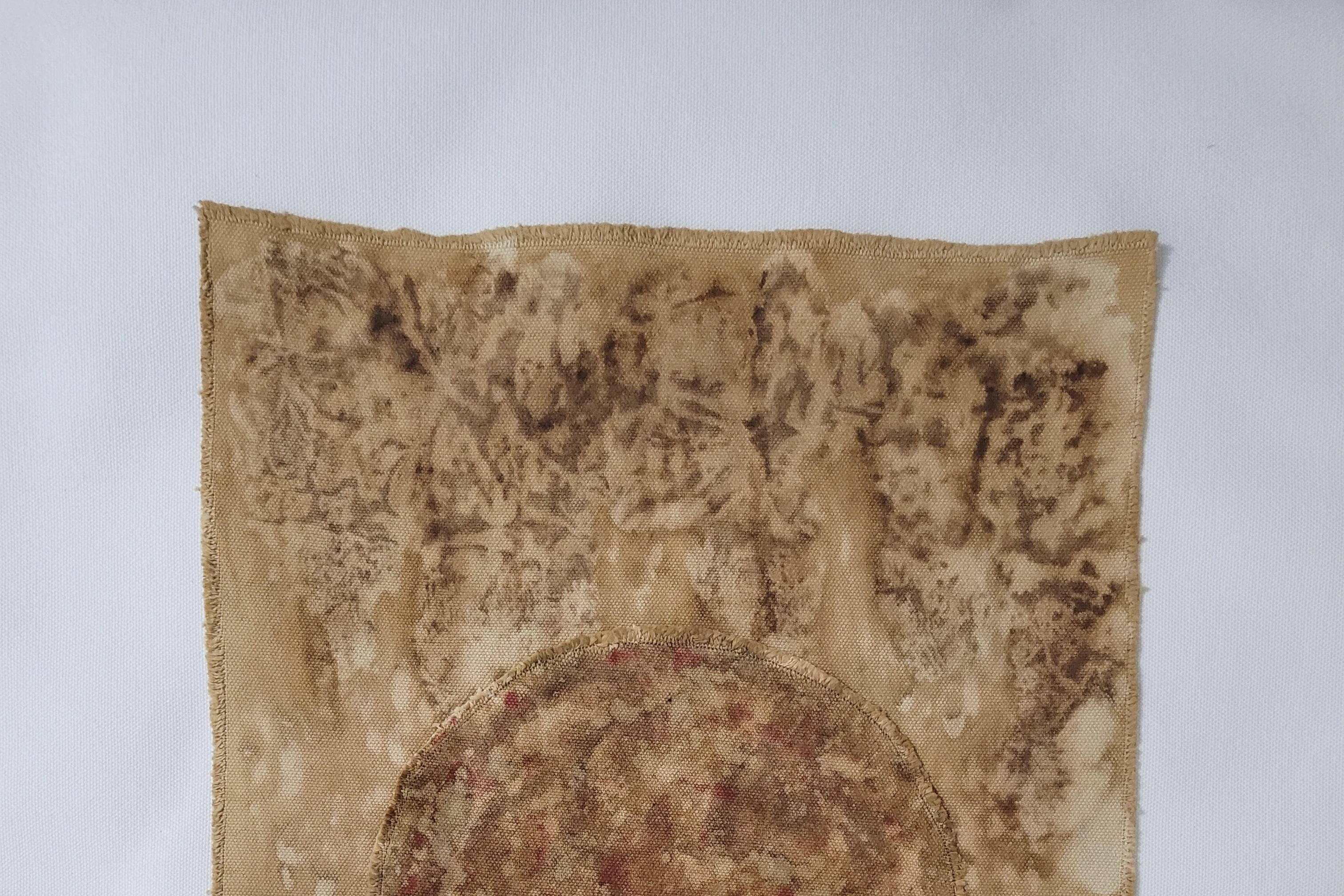 THE HEART OF THE EARTH (17) – Plant-Dyed Botanical Art on Cotton Canvas (Moderne) im Angebot