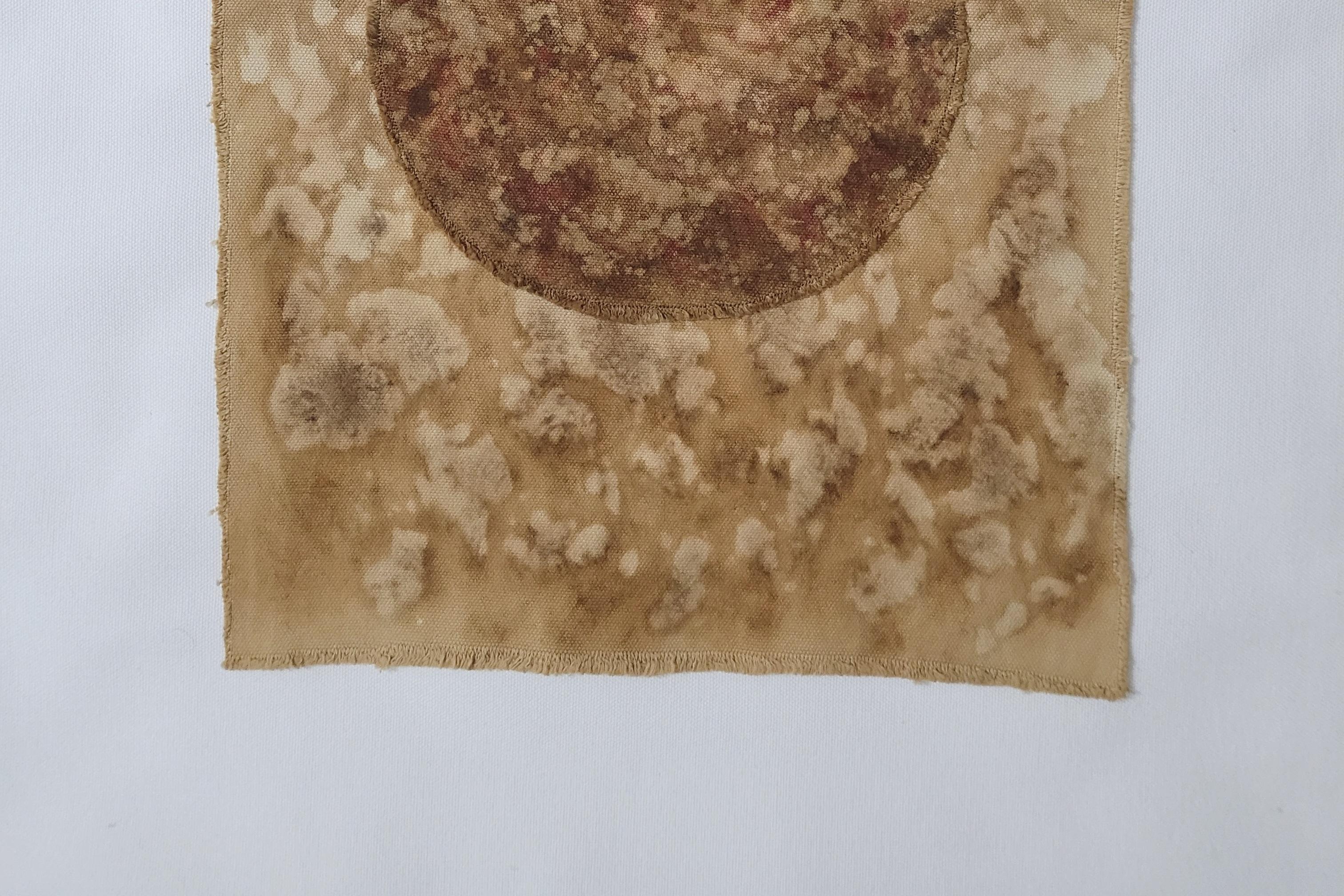 THE HEART OF THE EARTH (17) – Plant-Dyed Botanical Art on Cotton Canvas (Türkisch) im Angebot