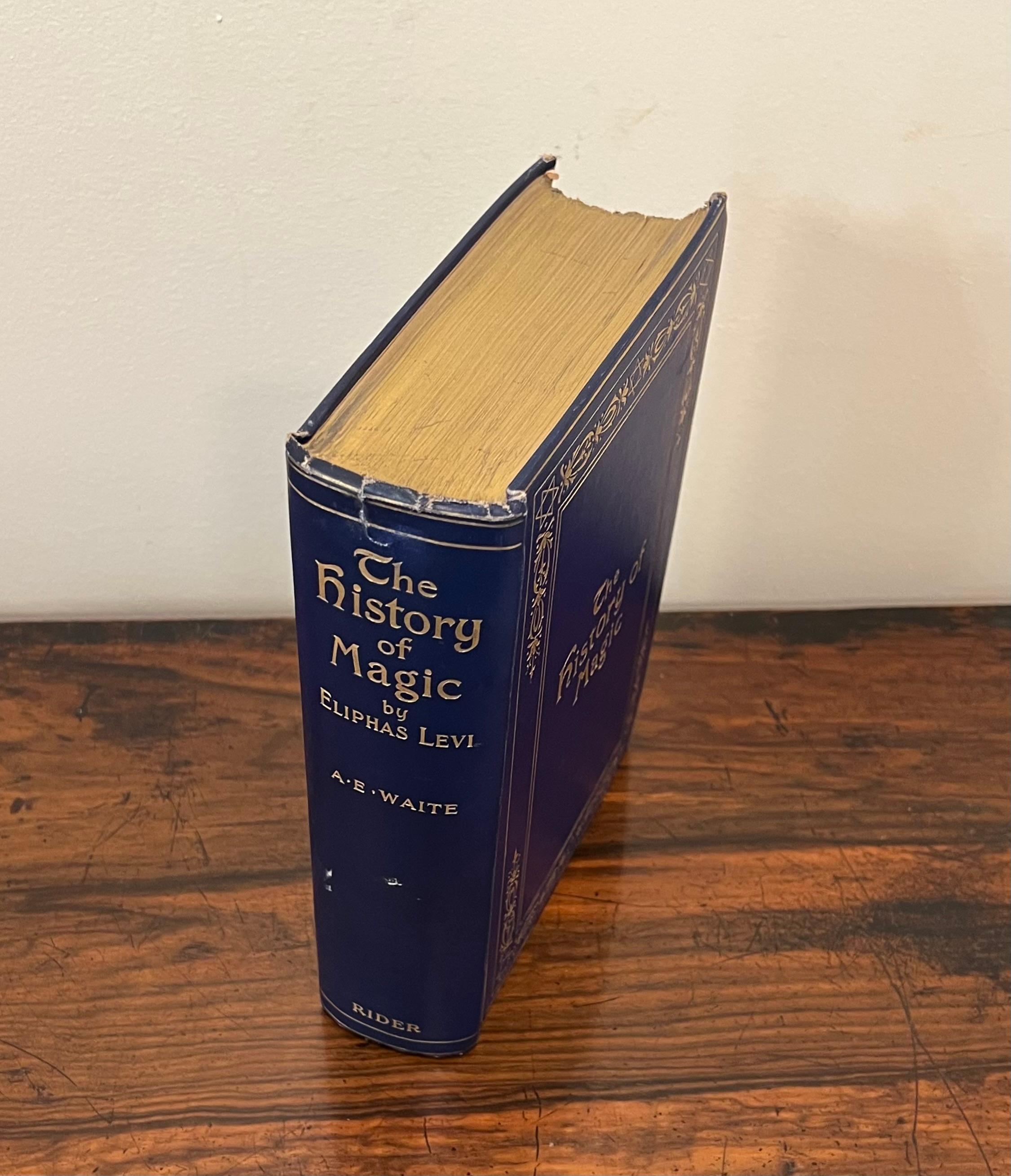 La Historia de la Magia por Eliphas Levi Londres William Rider & Son, Ltd. Segunda Ed. Papel en venta