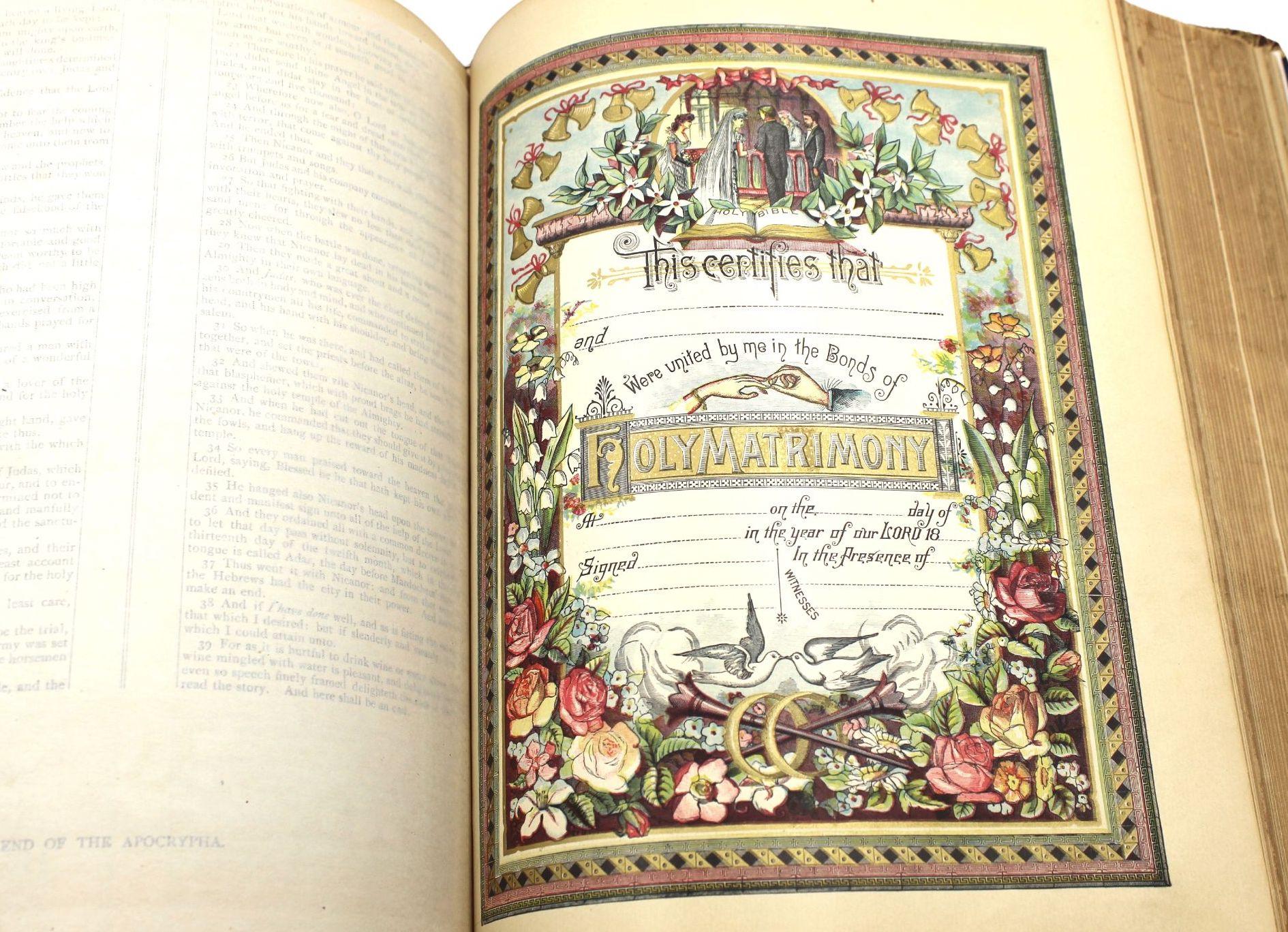 The Holy Bible, édition standard, Bible familiale illustrée, 1885 en vente 12