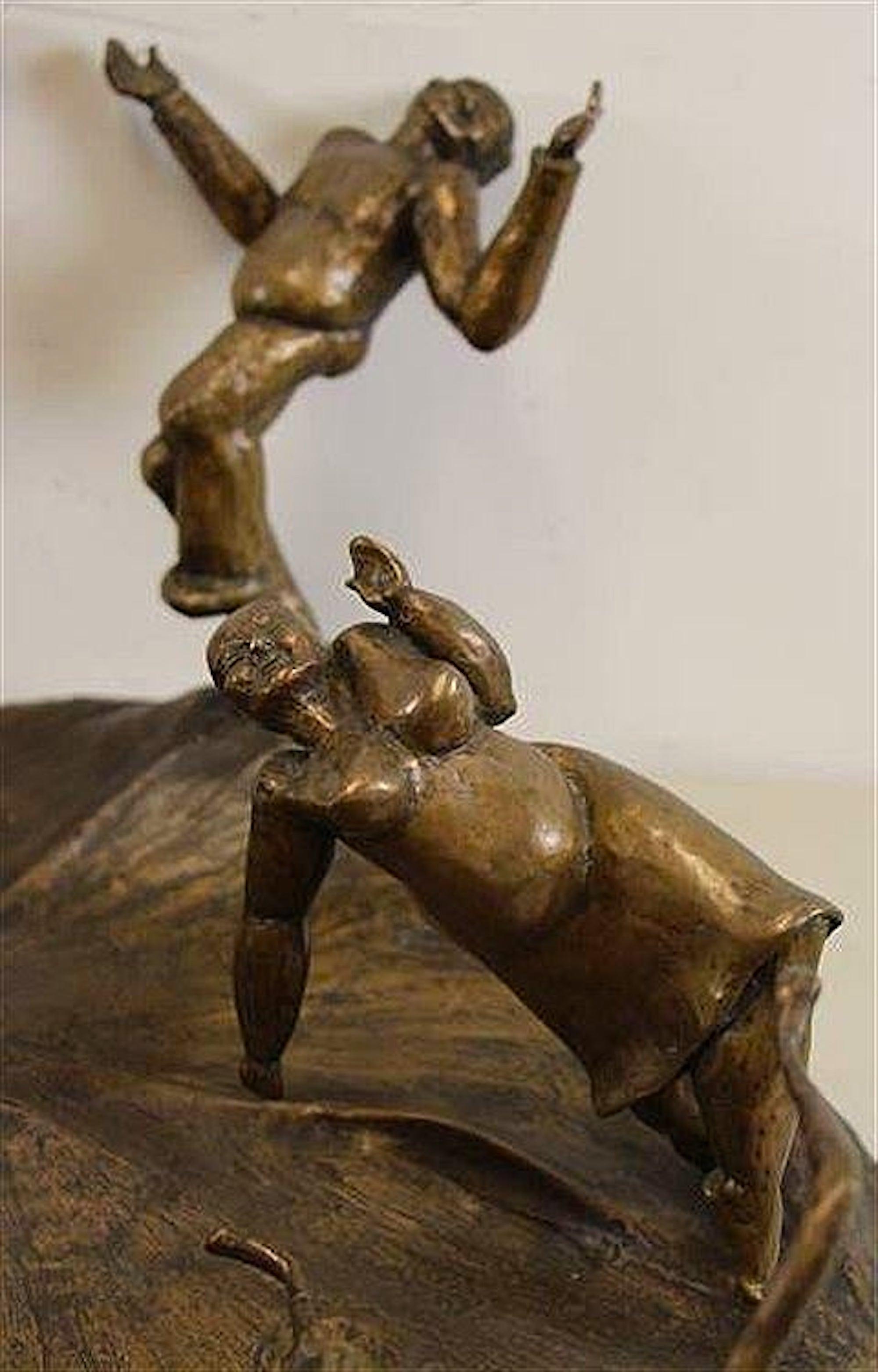 Mid-Century Modern Sculpture en bronze « The Horah » de Sonya Bellak en vente