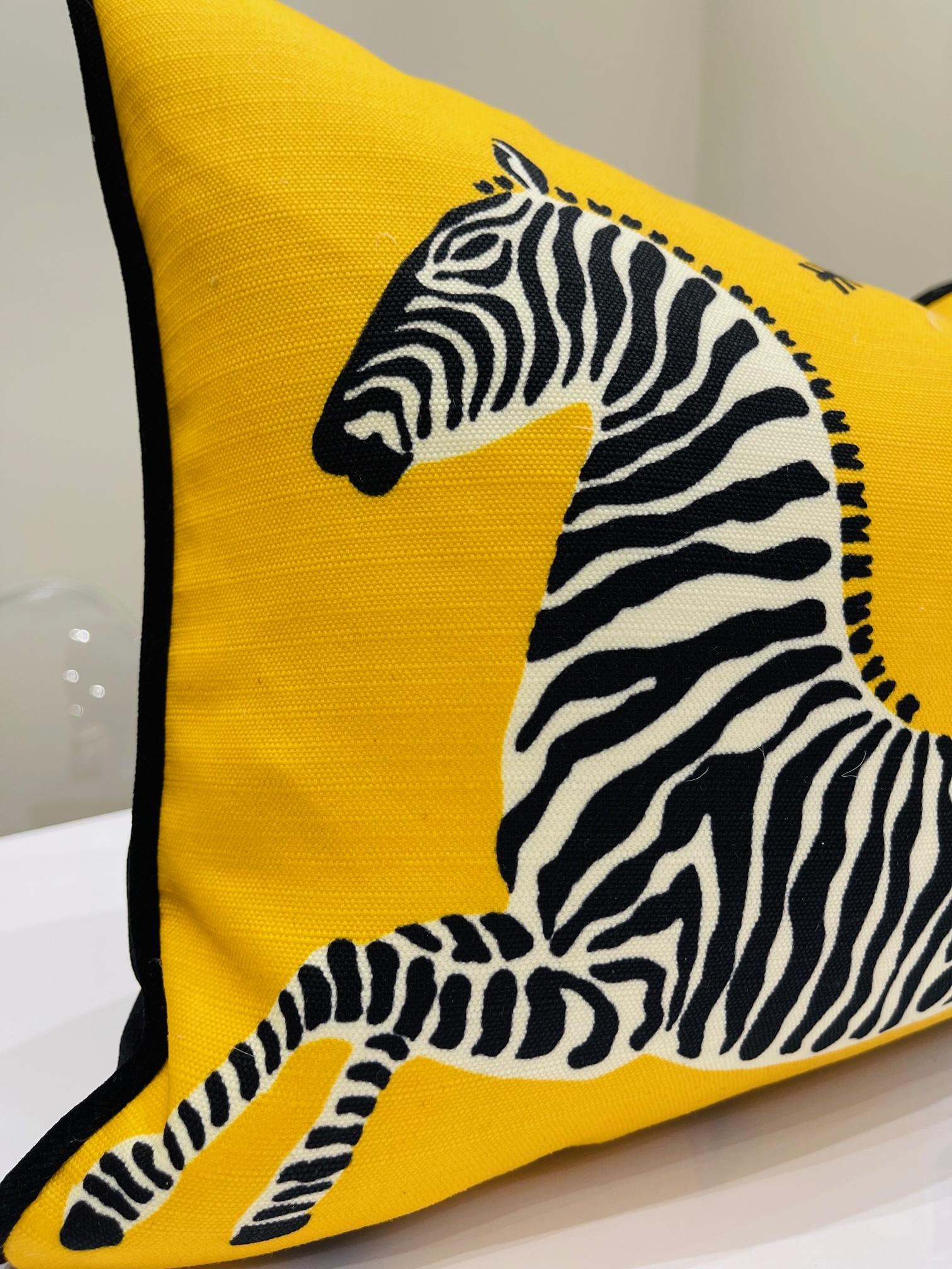 Coussin décoratif The House of Scalamandre Zebras Neuf - En vente à Saint Louis, US