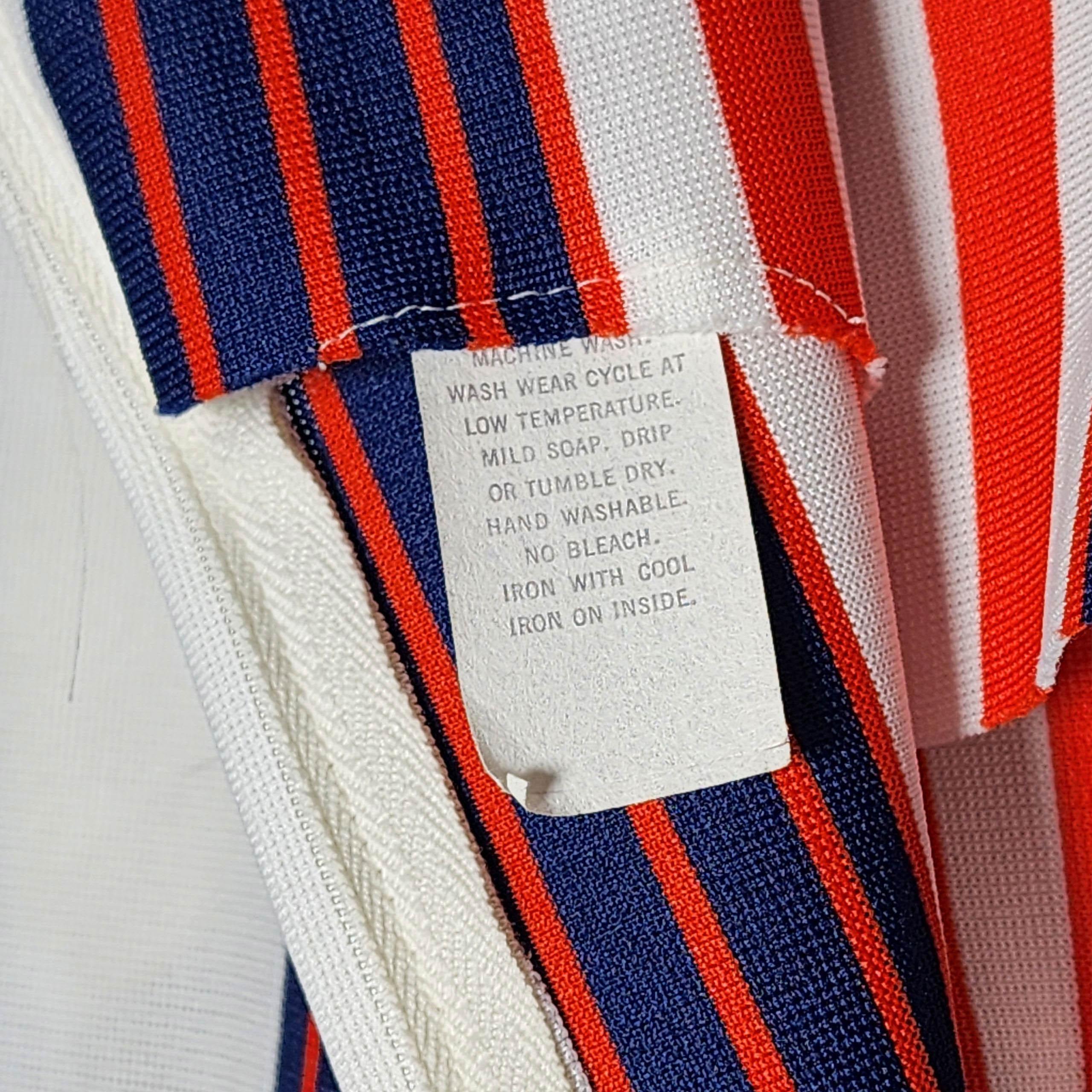 The House of Shroyer Robe sans manches rayée rouge, blanc et bleu, années 1960 en vente 2