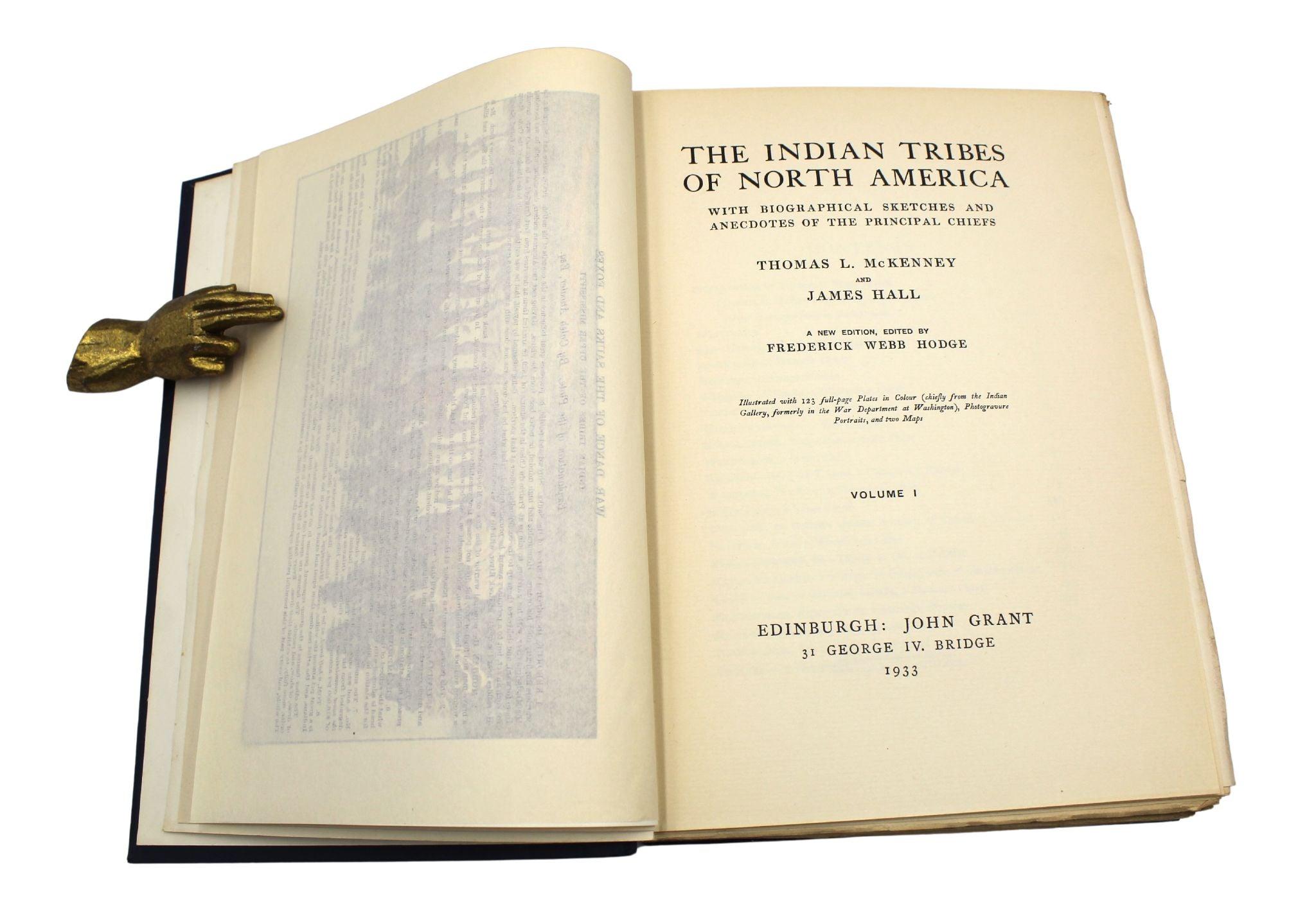 Embossé Les tribus indiennes d'Amérique du Nord par Thomas McKenney & A Hall, 3 Vols. en vente